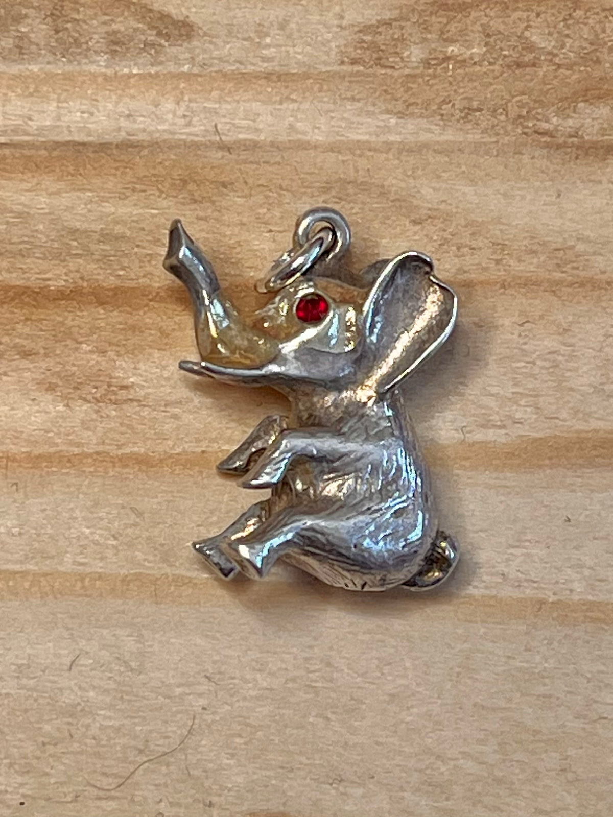Small Sitting Heavy Garnet Eyed Elephant 925 Sterling Silver Pendant