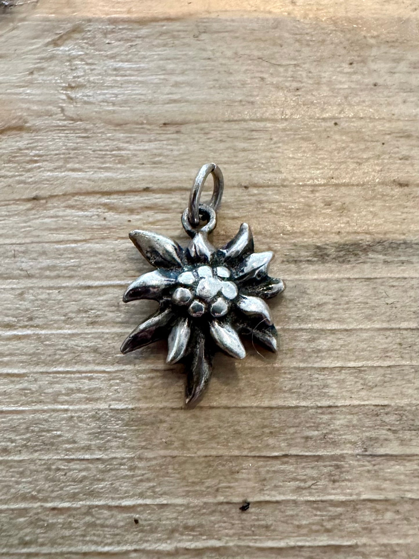 Vintage Flower Eledweiss 925 Silver Charm Pendant