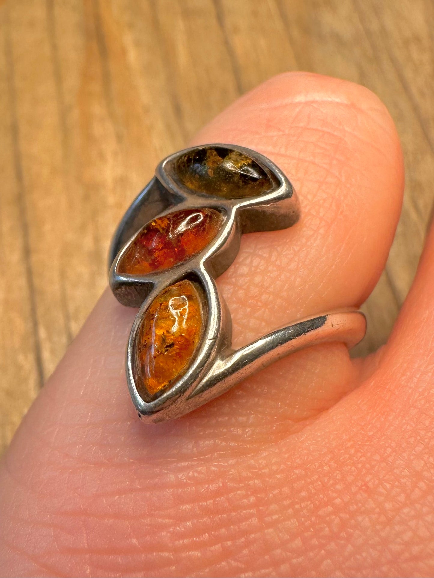 Abstract Amber 925 Sterling Silver Size N Ring