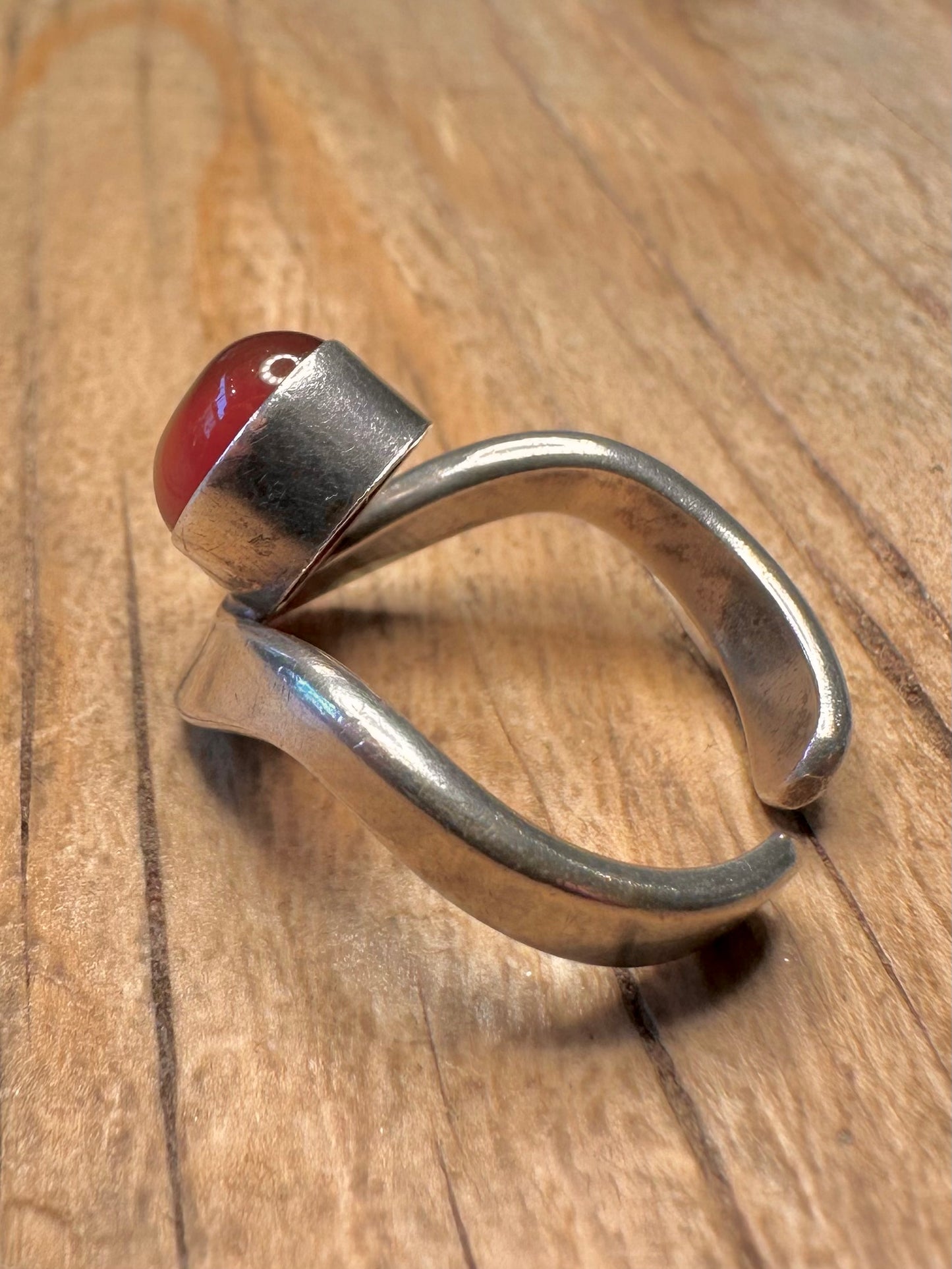 Abstract Carnelian Wavy Open Back 925 Sterling Silver Size M Ring