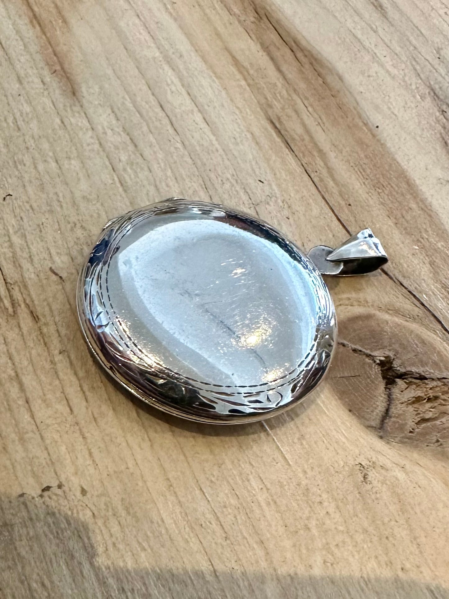 Vintage Large Circle Engraved Edging 925 Silver Locket Pendant