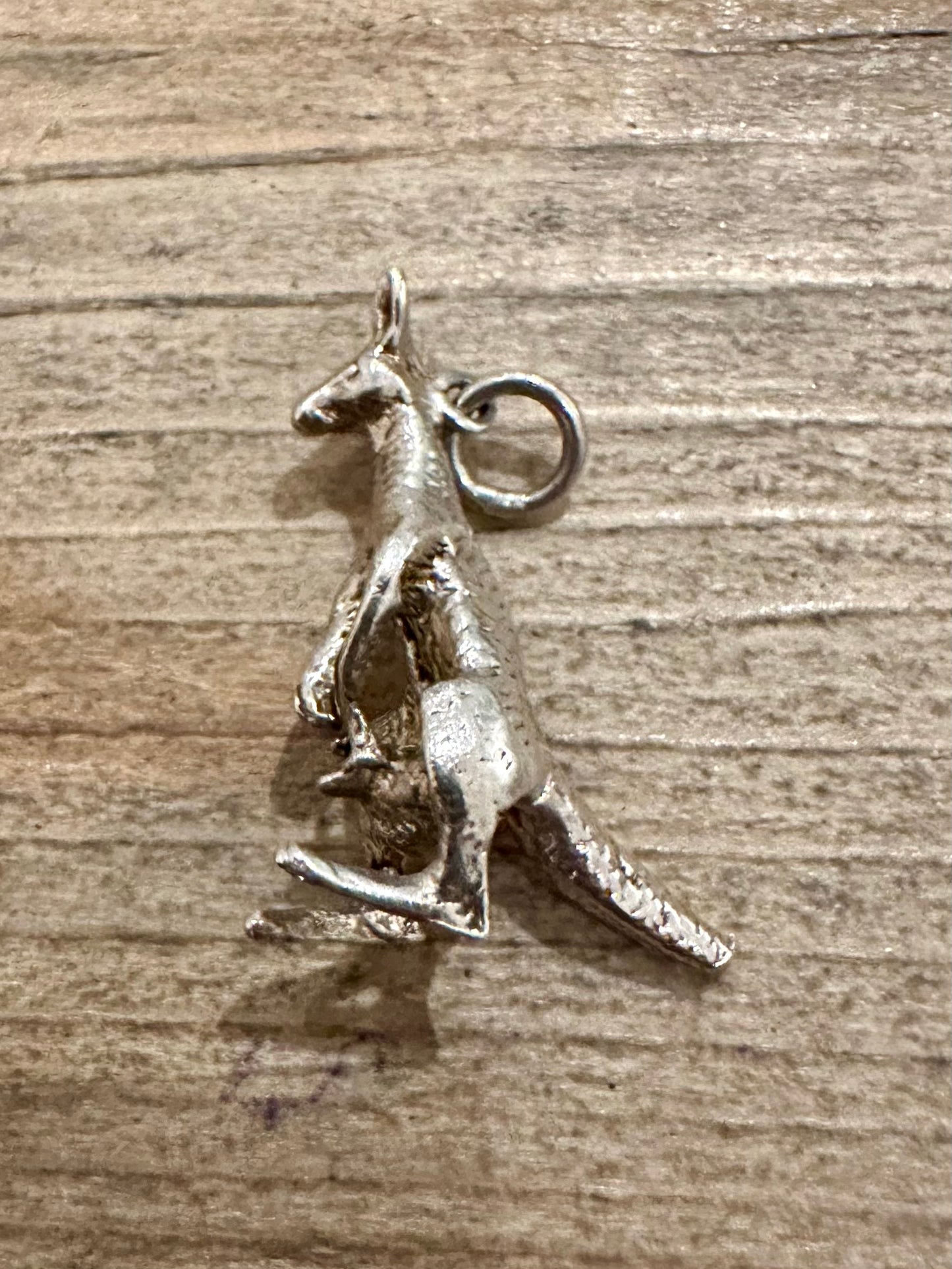 Vintage Kangaroo Solid 925 Silver Charm Pendant