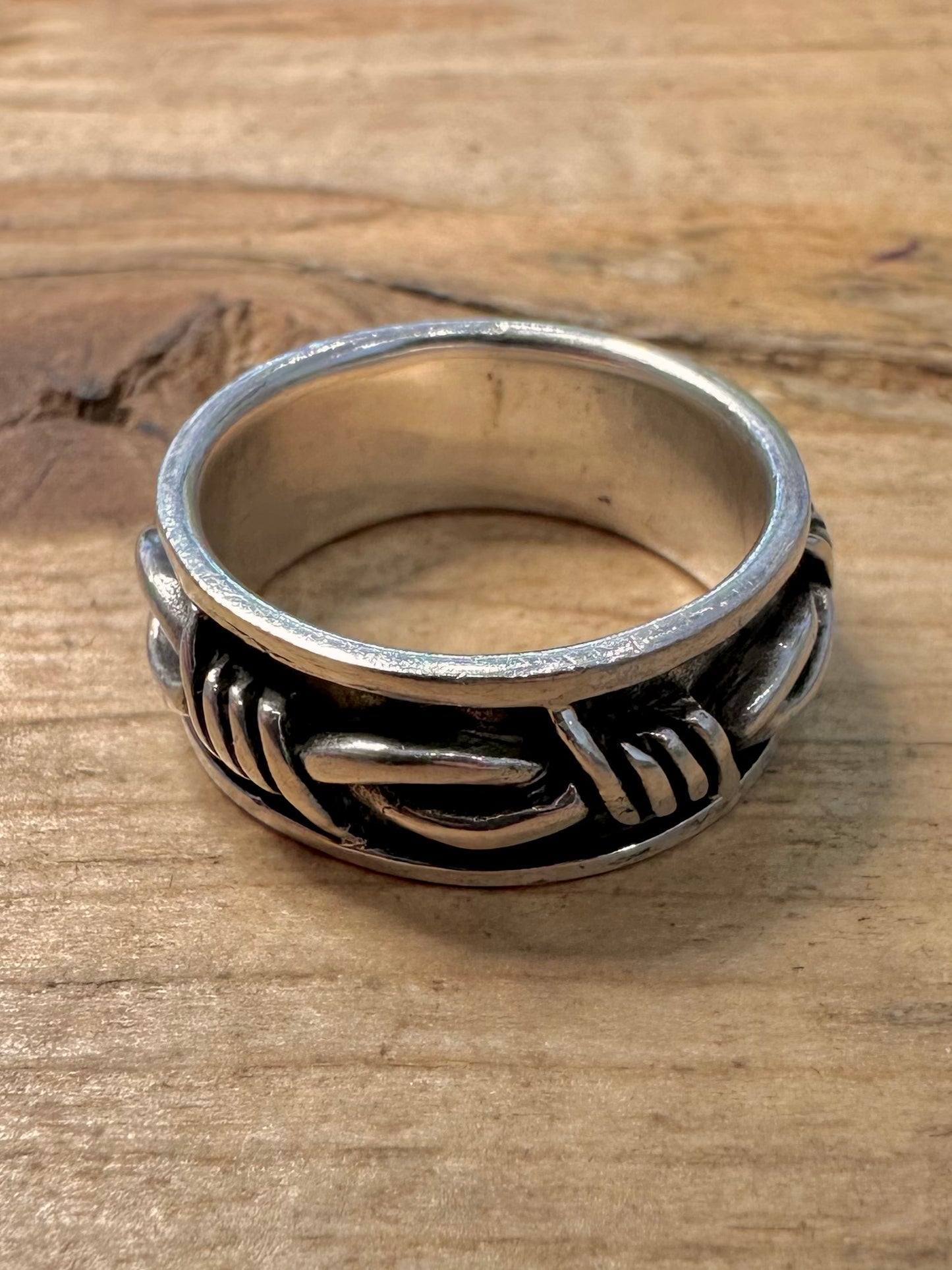 Vintage Barbed Wire Band 925 Silver Size Q Ring