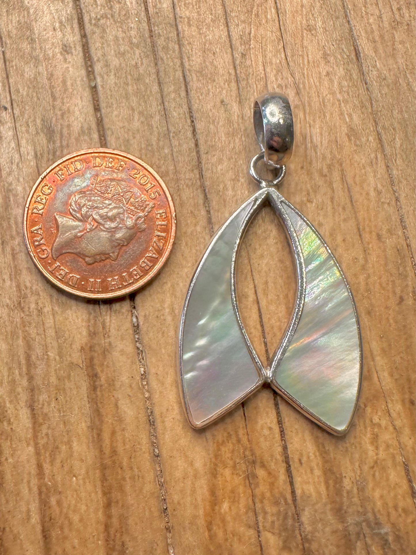 Moderner Rot-Weiß Perlmutt 925 Sterling Silber Anhänger