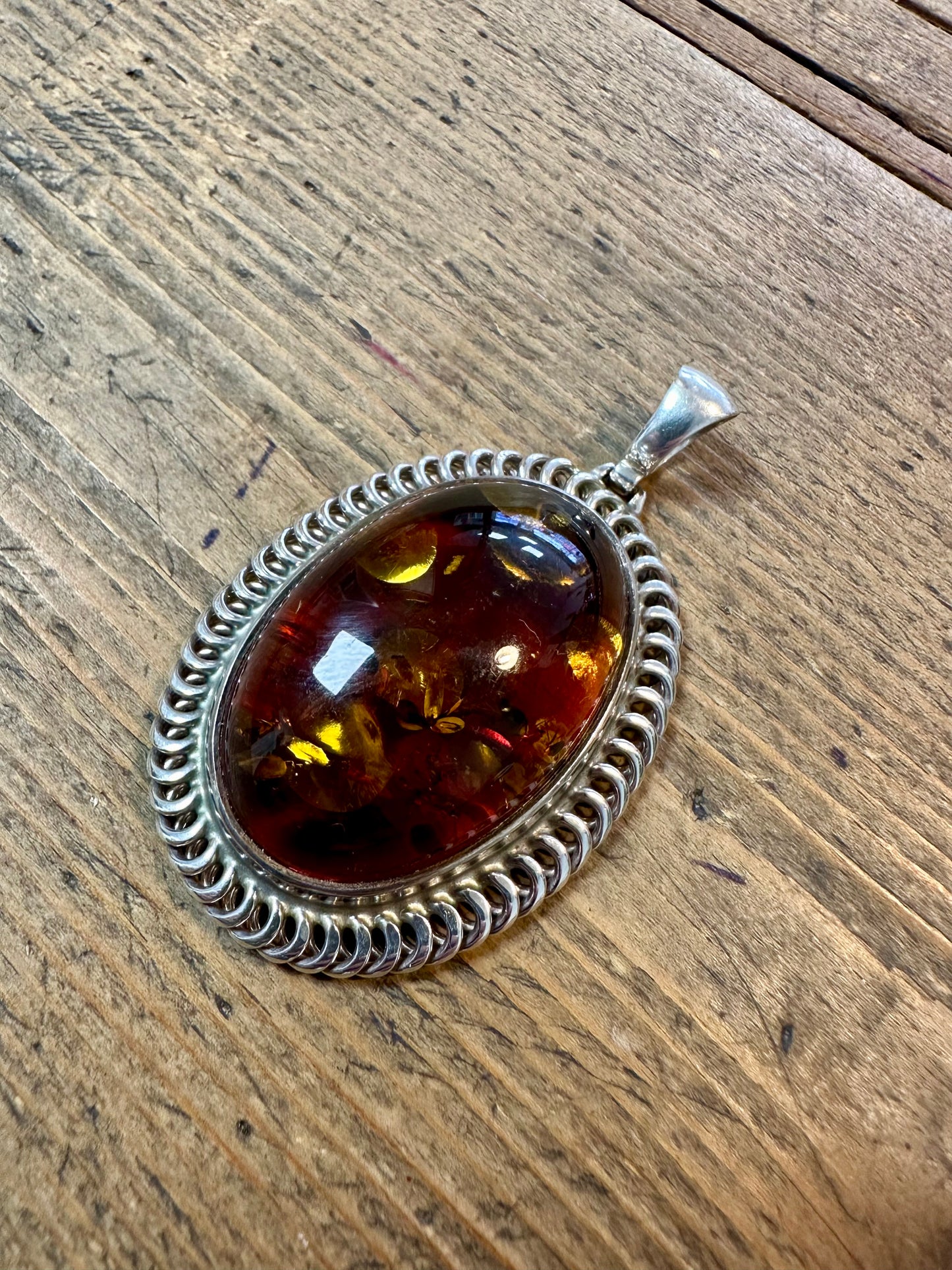 Vintage Oval Large Amber 925 Silver Pendant