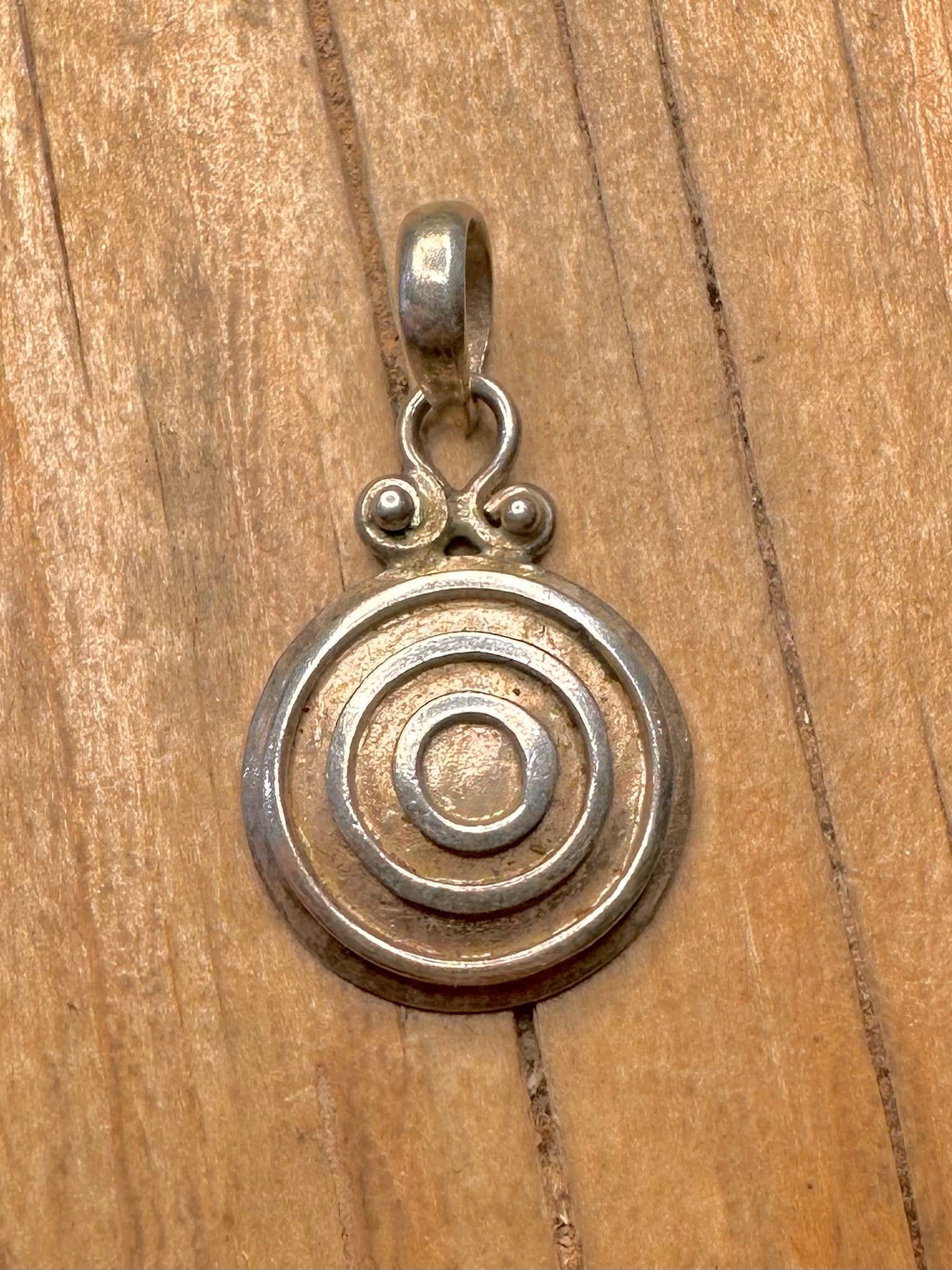 Vintage Swirl 925 Sterling Silver Pendant