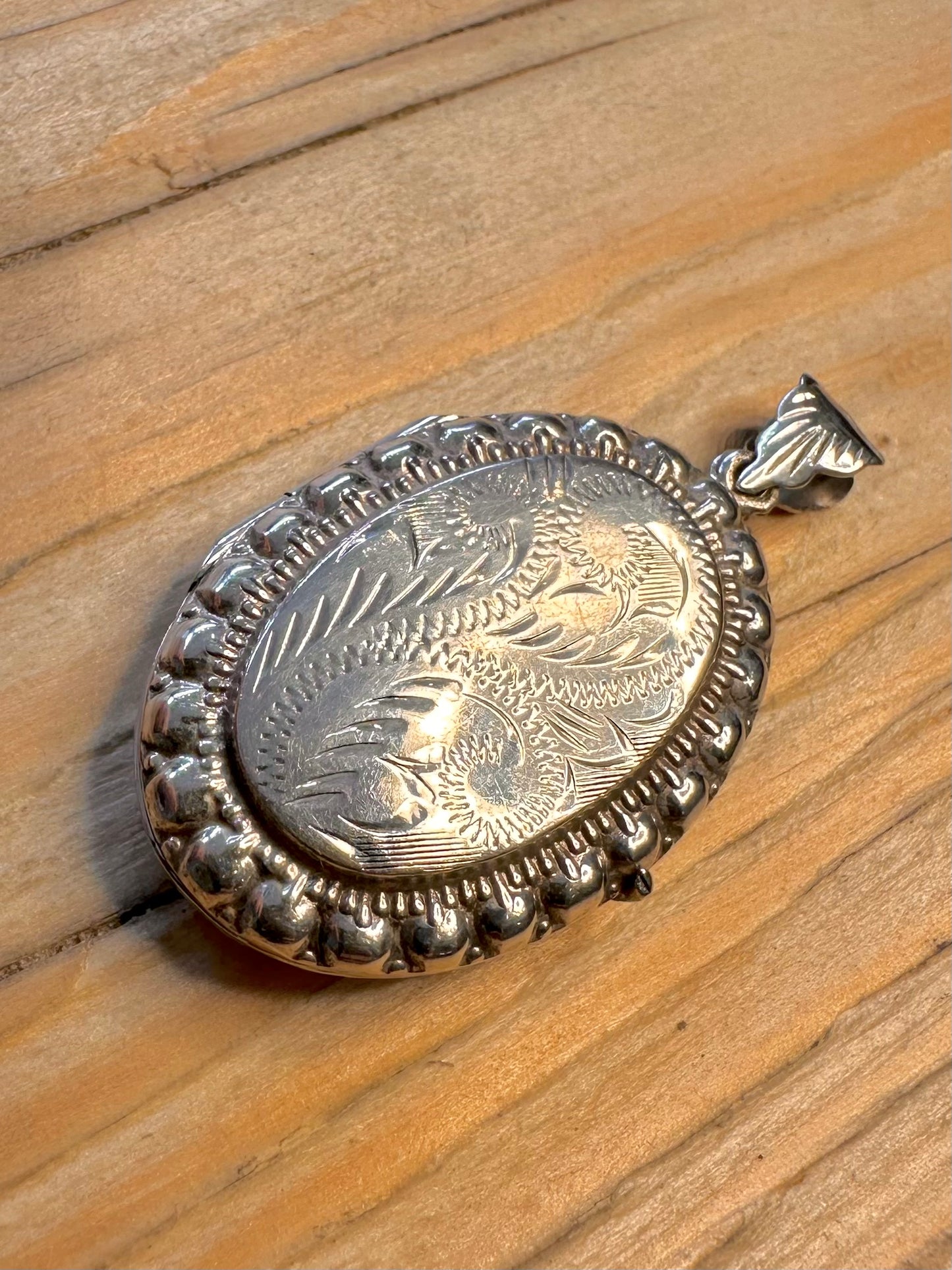 Vintage Victorian Style Engraved Locket 925 Silver Pendant
