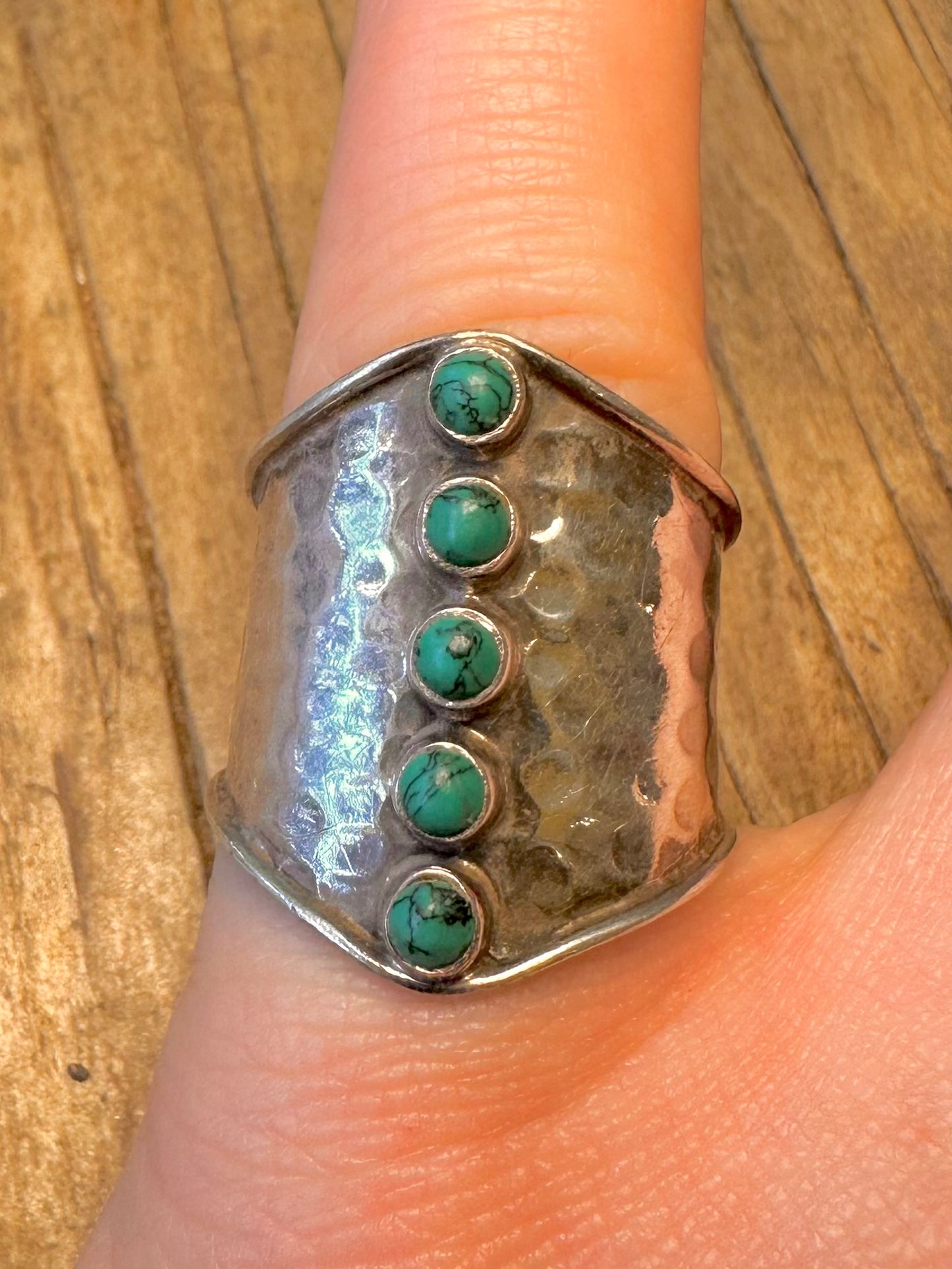 Gehämmerter Türkis langer Ring aus 925er Sterlingsilber, Größe L