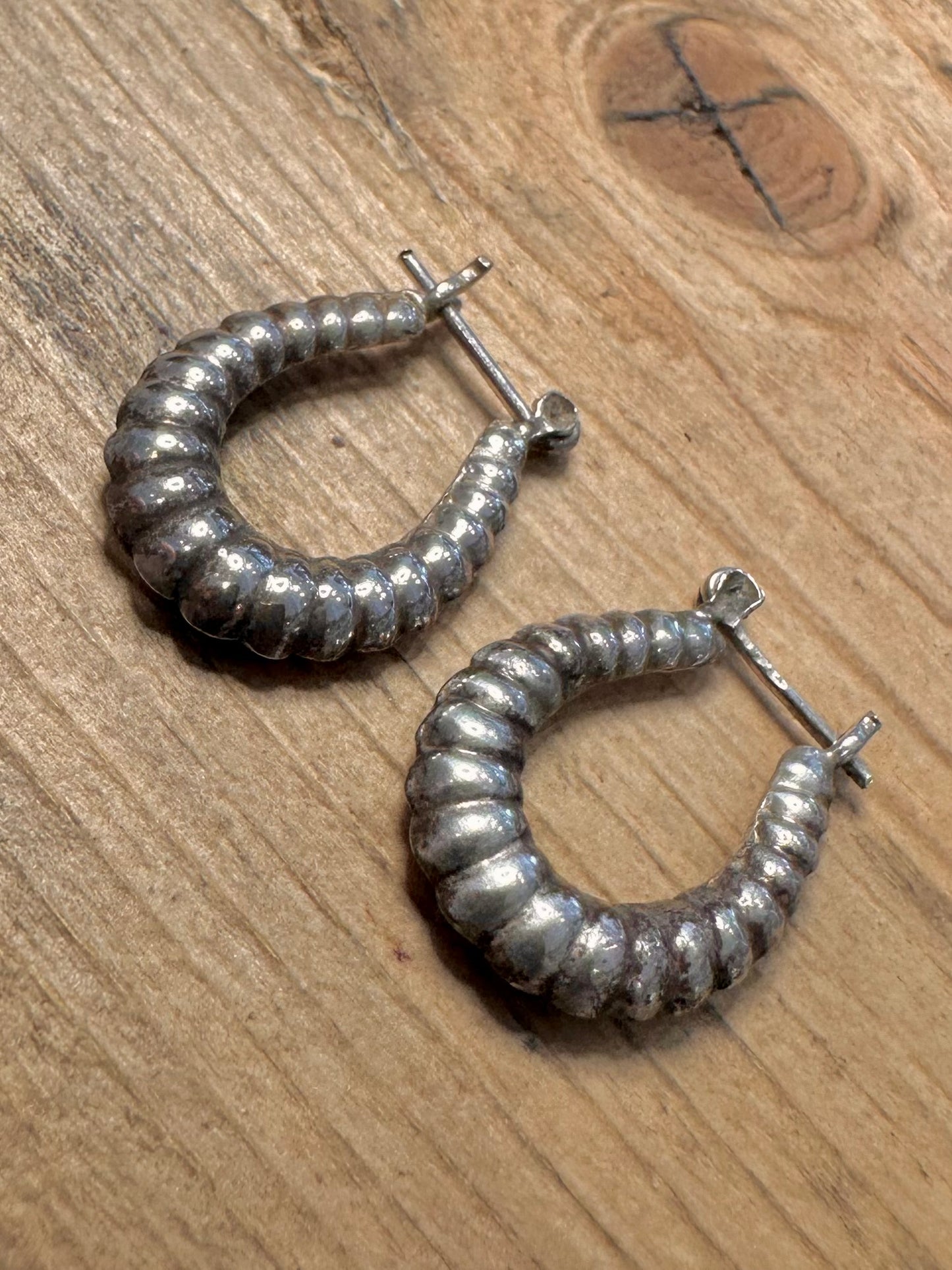 Vintage Scolloped Hoops 925 Silver Earrings
