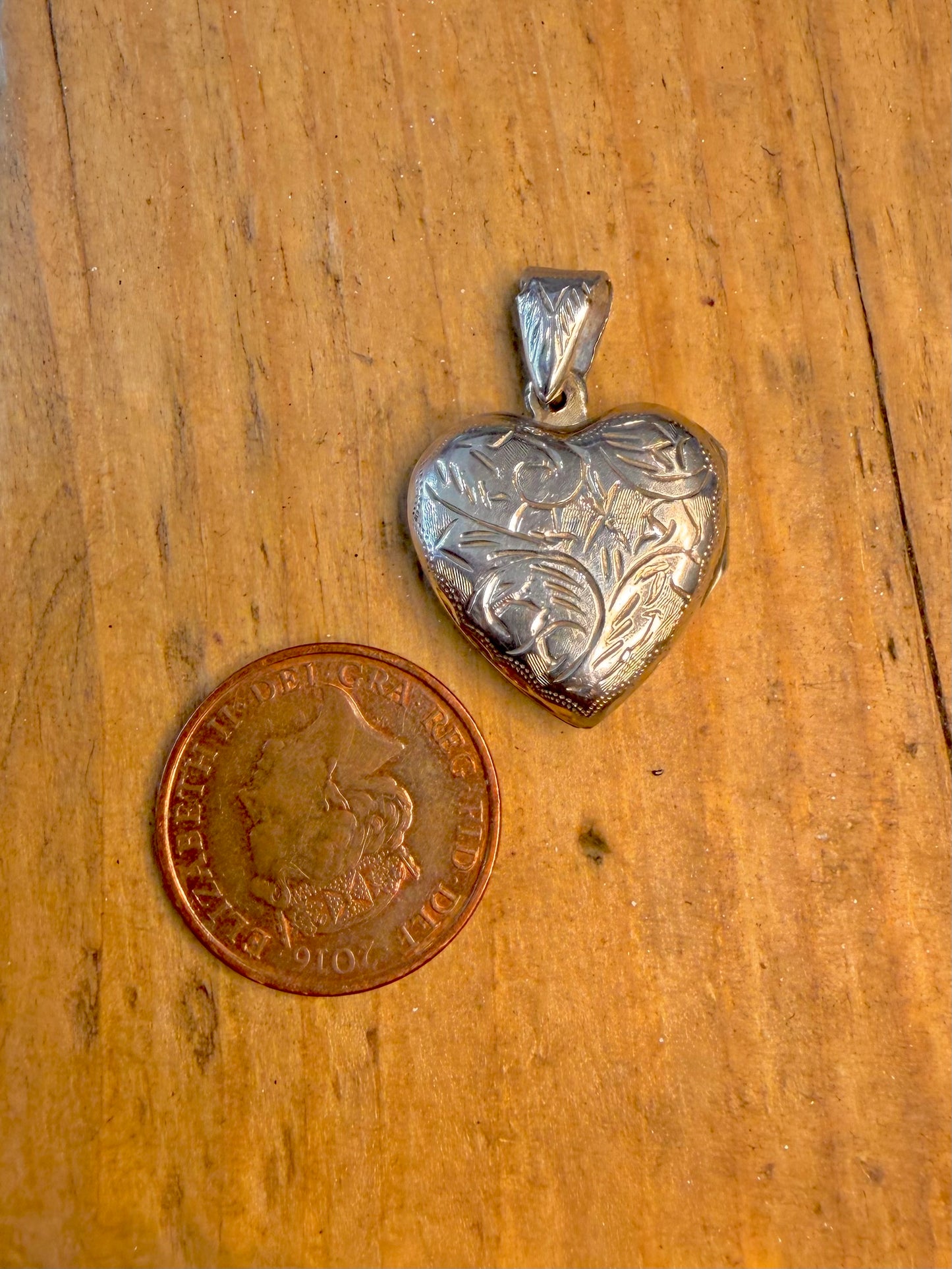 Heart Engraved Floral Locket 925 Sterling Silver Pendant