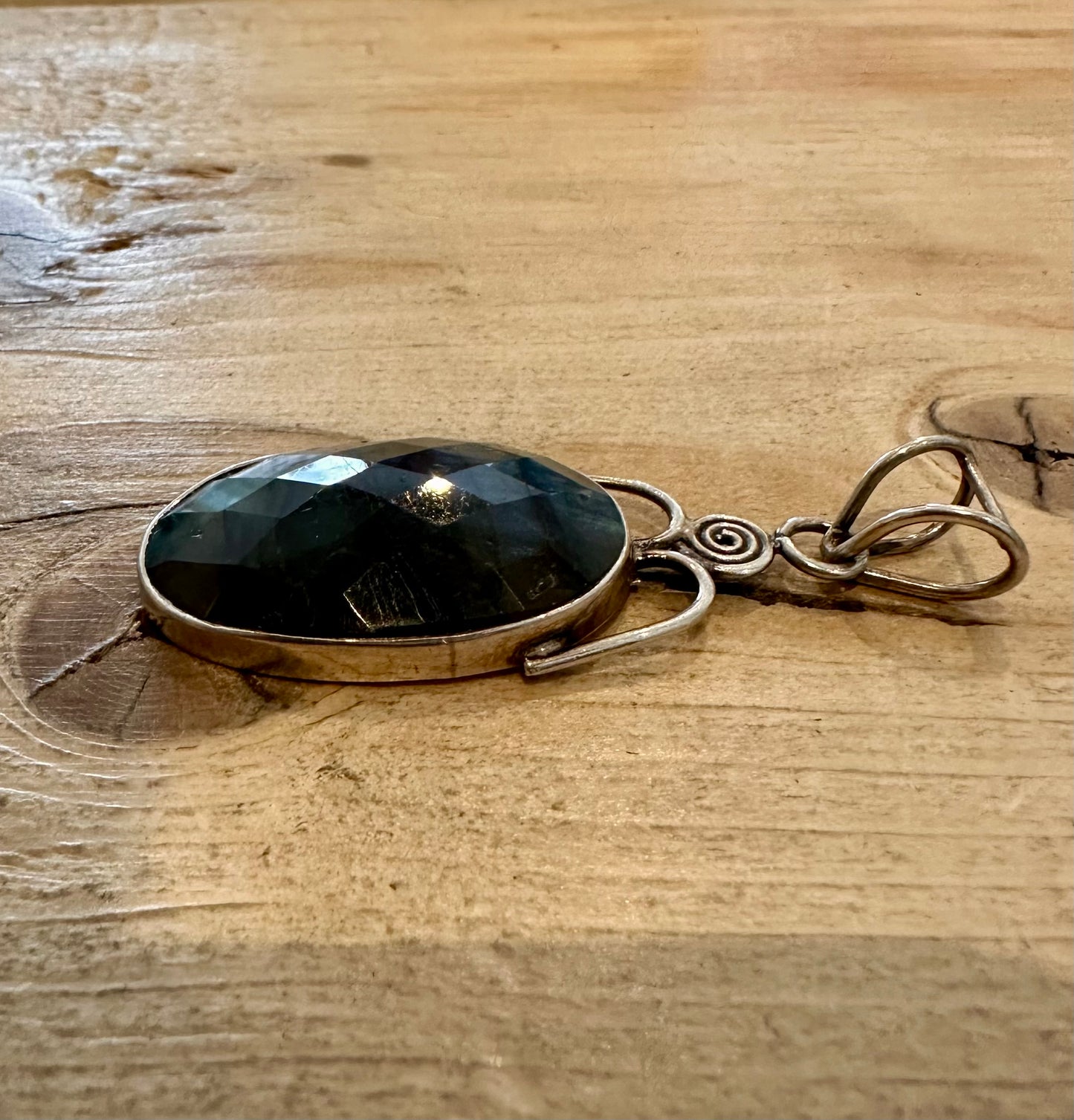 Vintage Faceted Labradorite 925 Silver Pendant