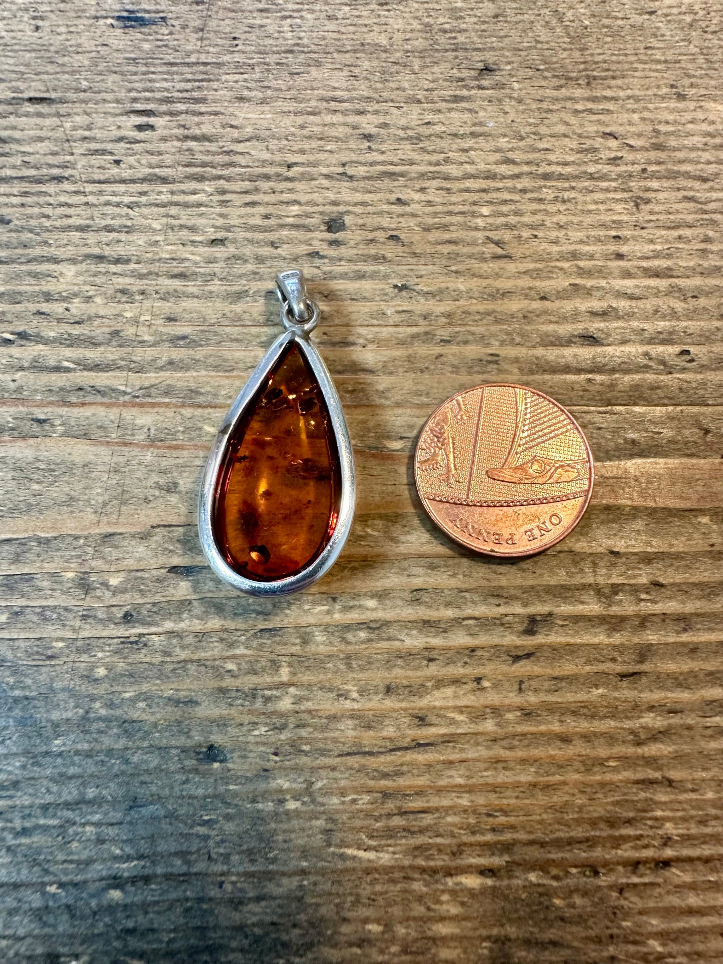 Modernist Oval Amber 925 Silver Pendant