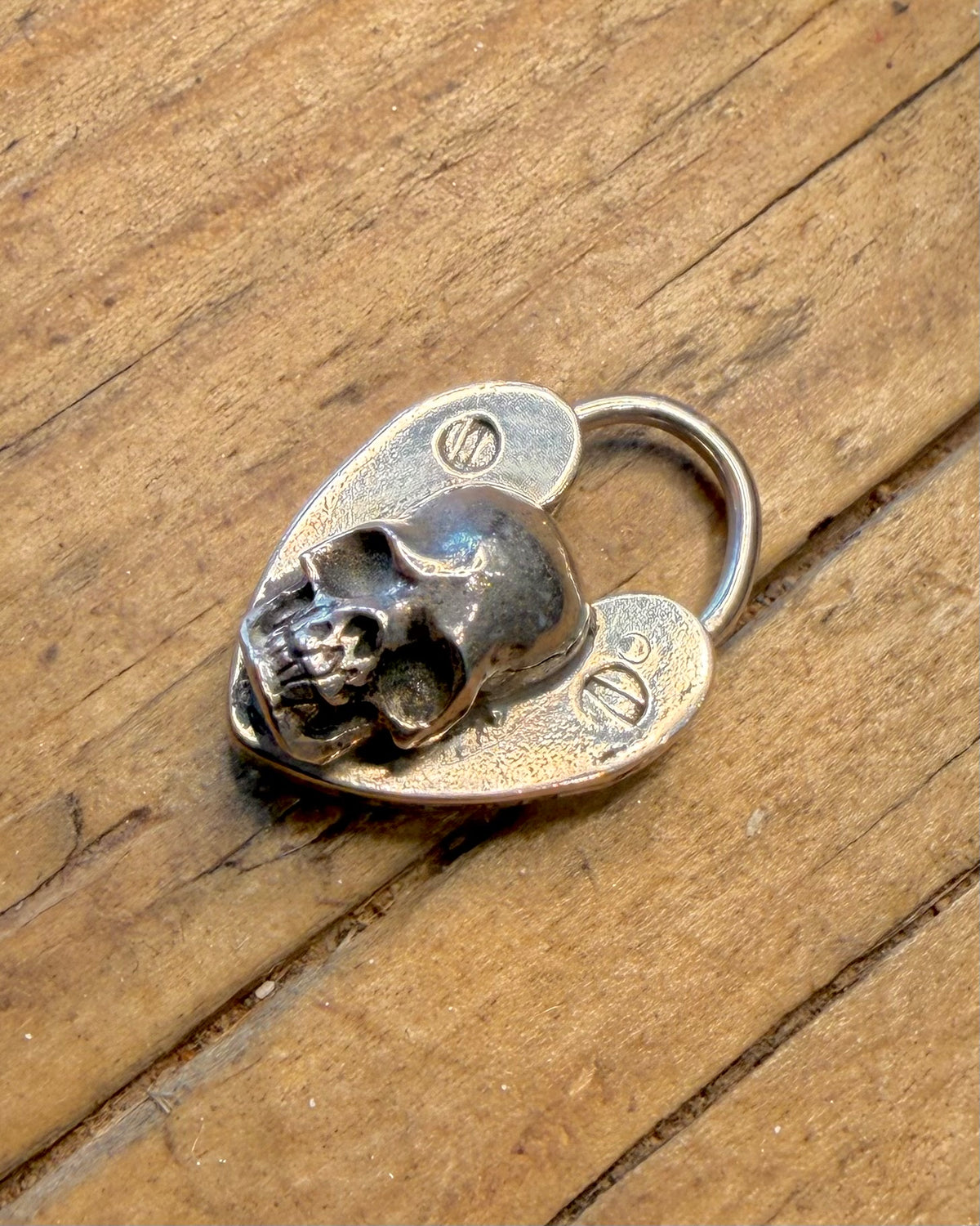Gypsy Silver 2022 Skull Heart Padlook London 925 Sterling Silver Pendant