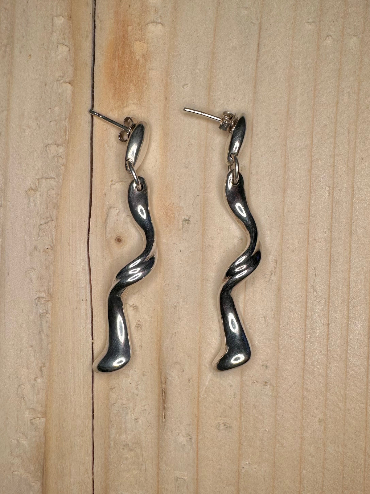Curvy Wave 925 Sterling Silver Earrings