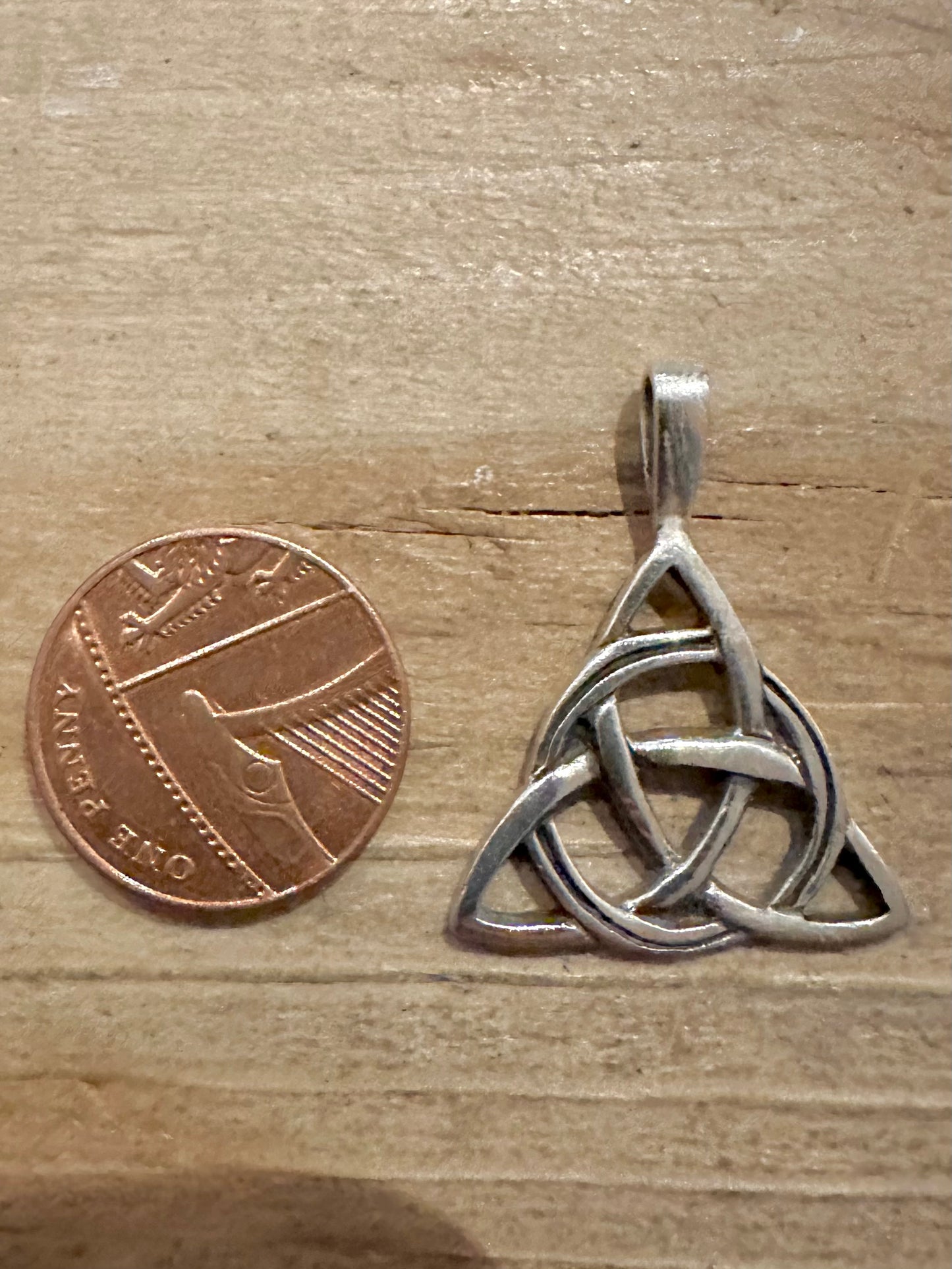 Vintage Celtic Triquetra 925 Silver Pendant