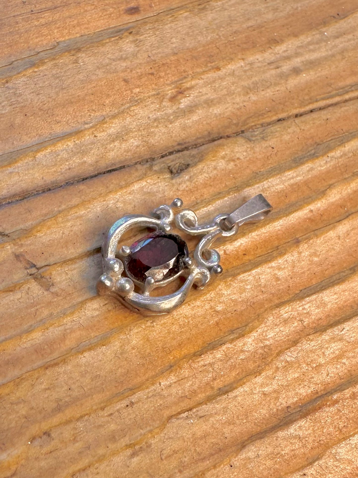 Ornate Garnet 925 Sterling Silver Pendant