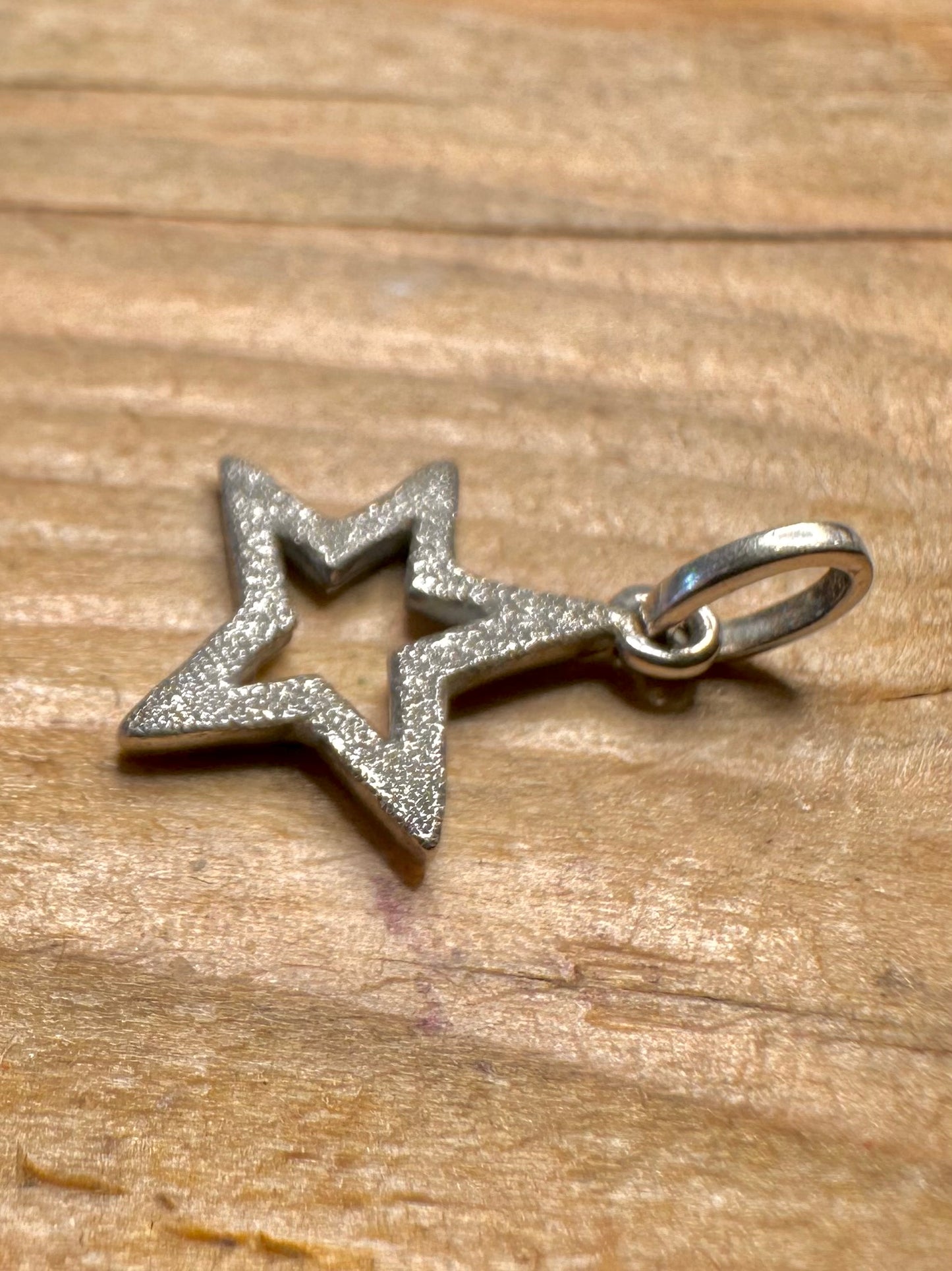 Vintage Textured Star 925 Sterling Silver Pendant