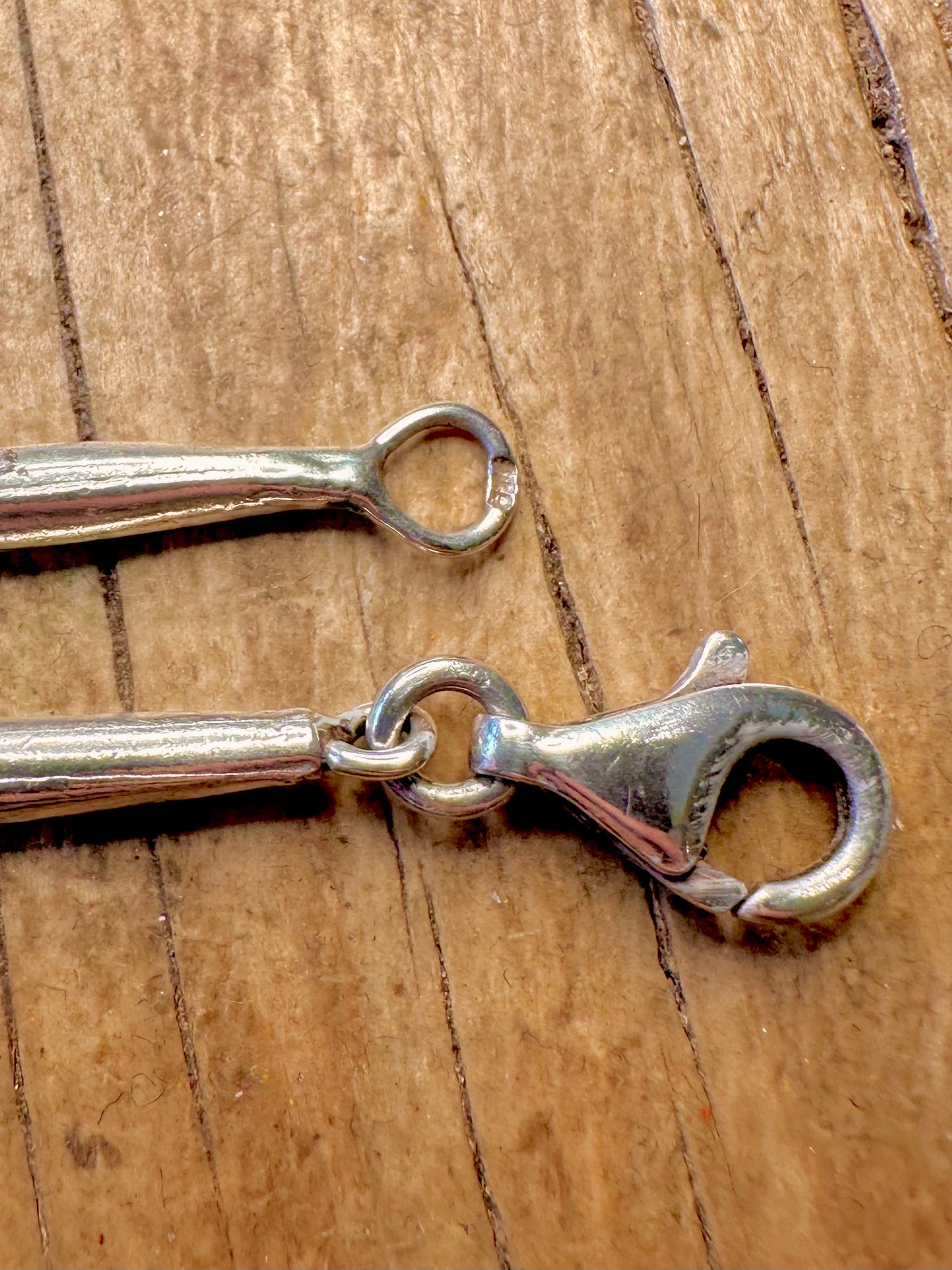 Modernistische, abstrakte lange Halskette aus 925er Sterlingsilber, 24,5 Zoll