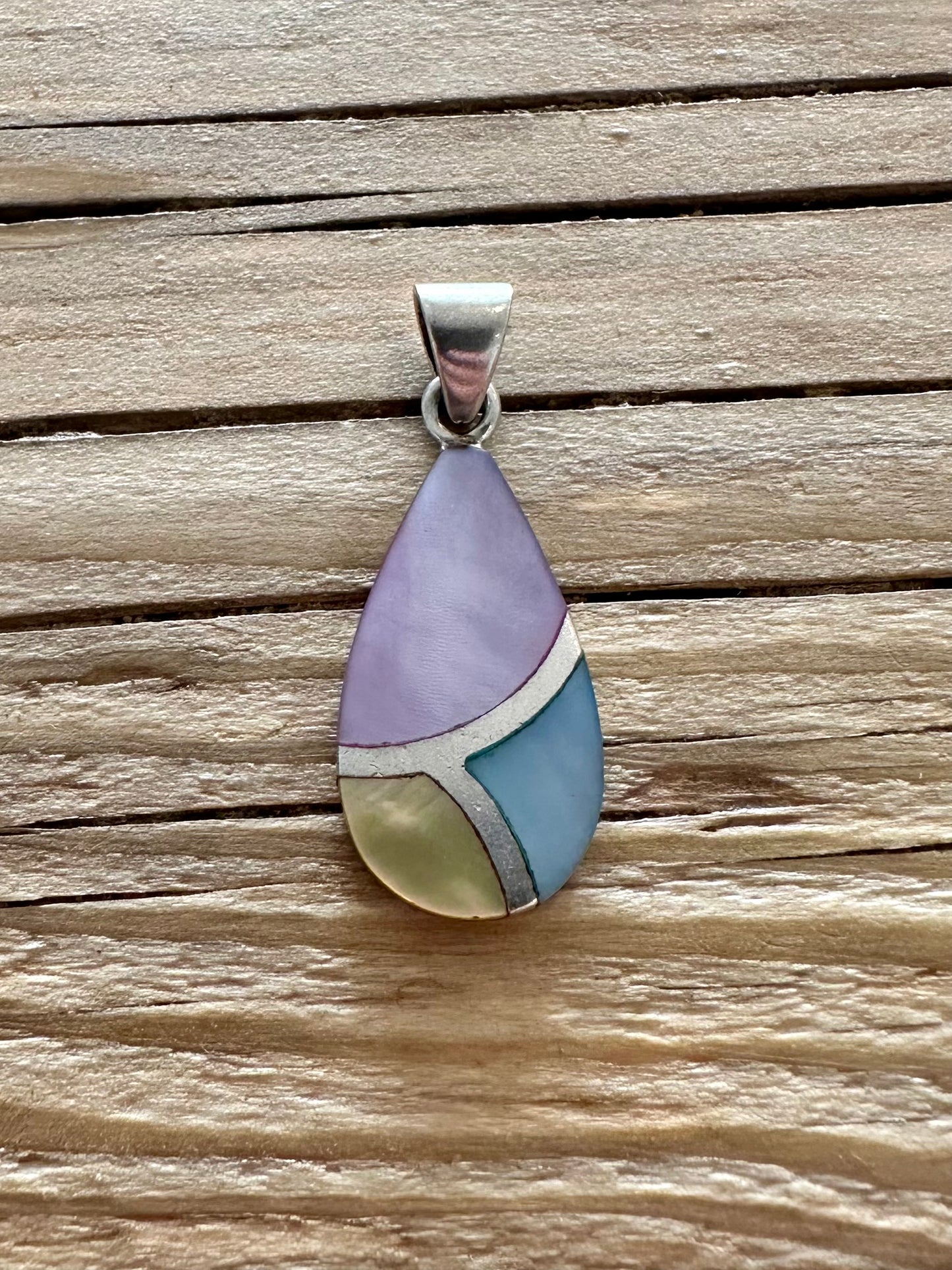 Vintage Coloured Mother of Pearl 925 Silver Pendant