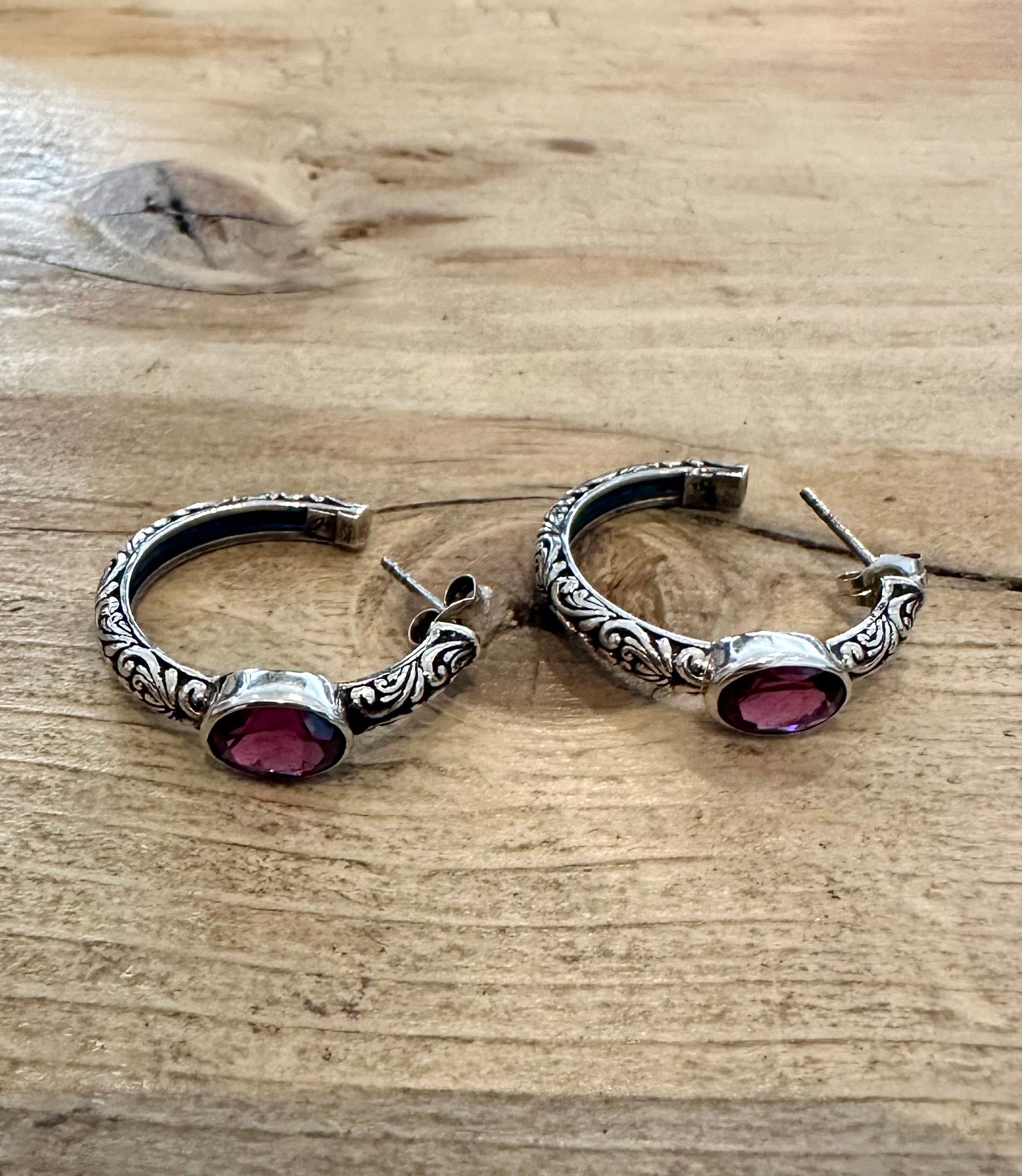 Vintage Textured Design Garnet Half Hoops 925 Silver Earrings