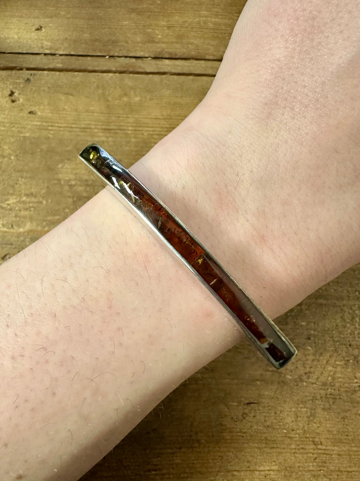 Abstract Amber Bar Clasp 925 Silver Bangle