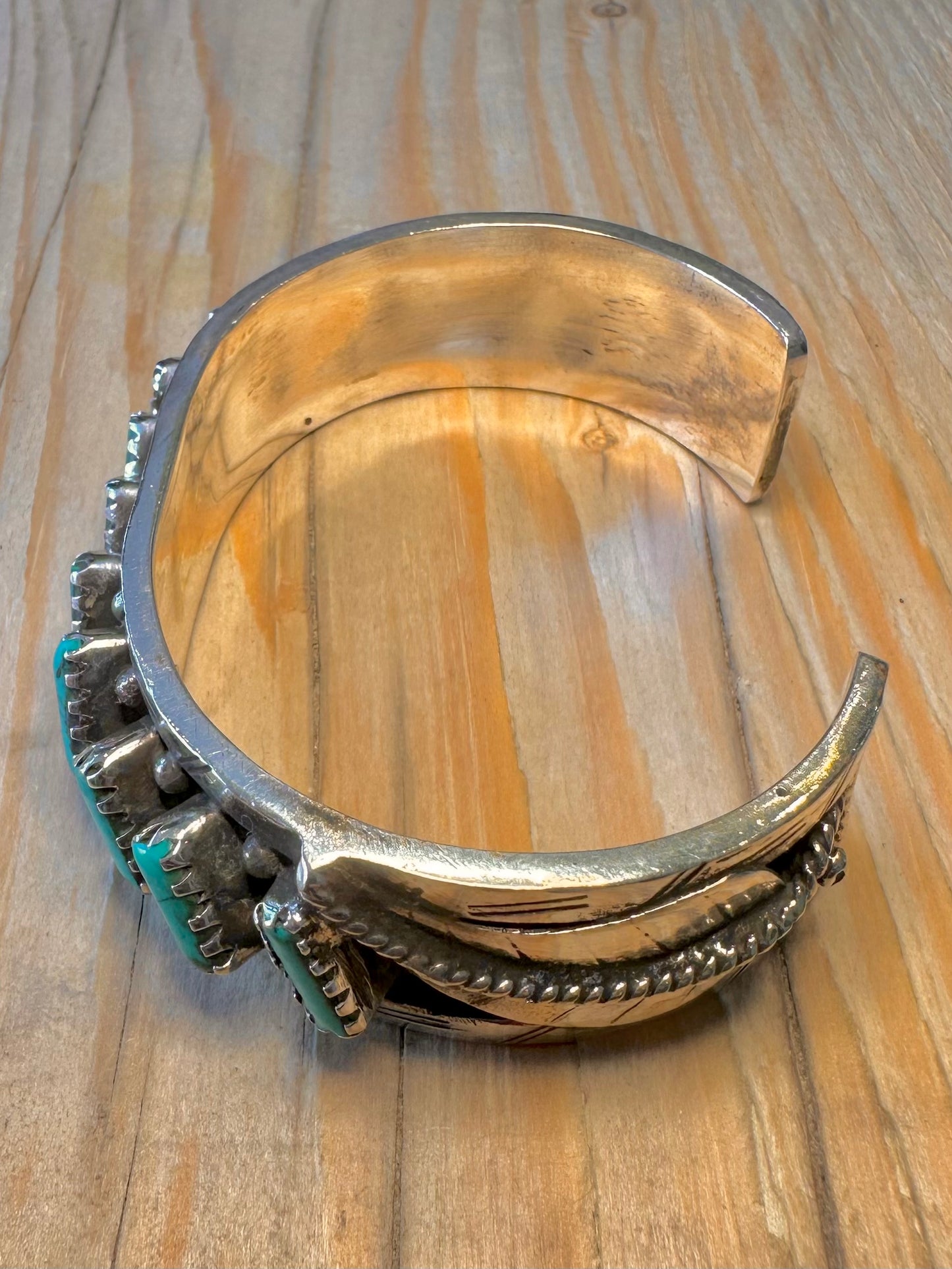 Vintage Native American Turquoise Leaf Design 925 Silver Cuff Bangle