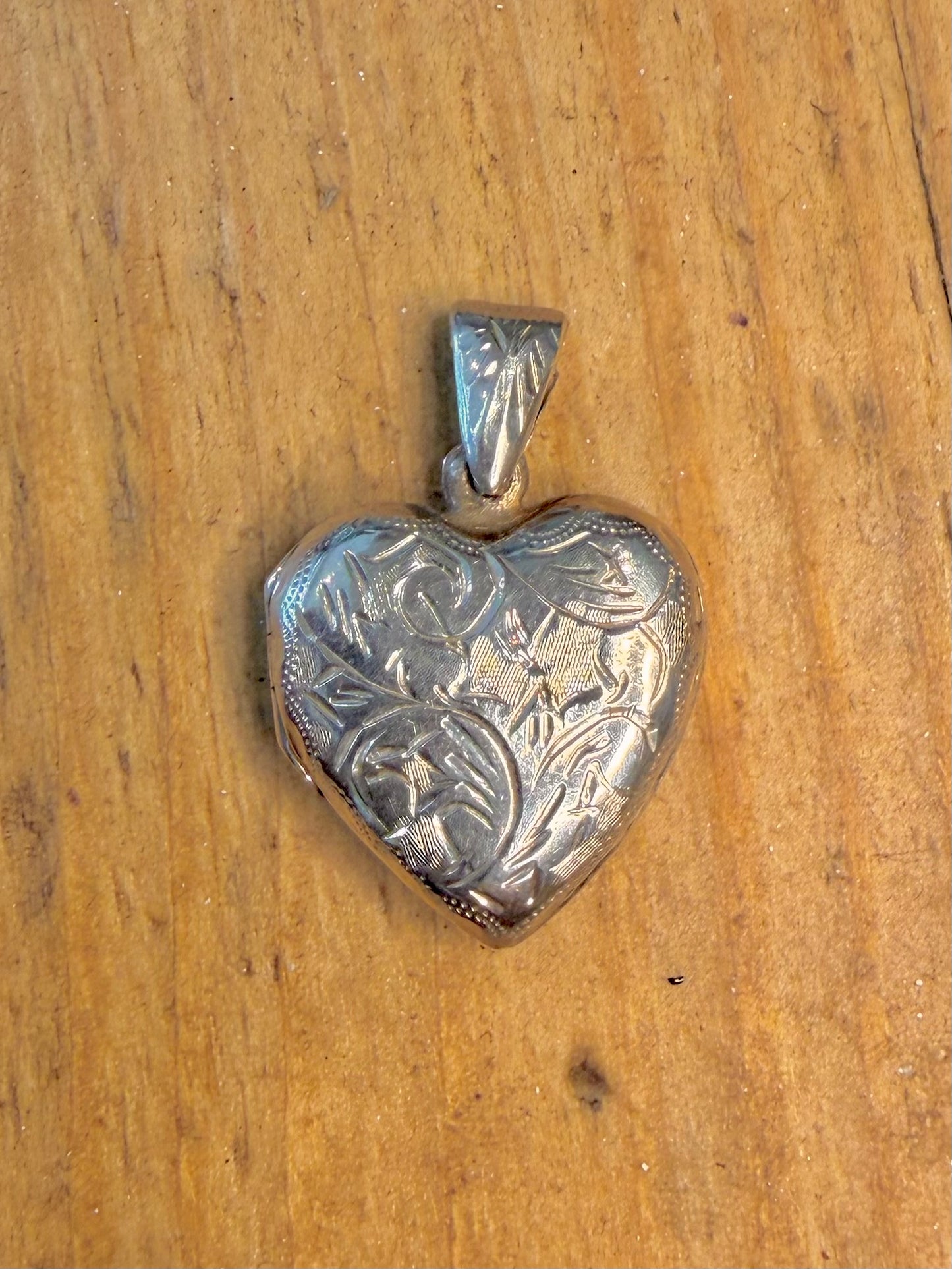 Heart Engraved Floral Locket 925 Sterling Silver Pendant