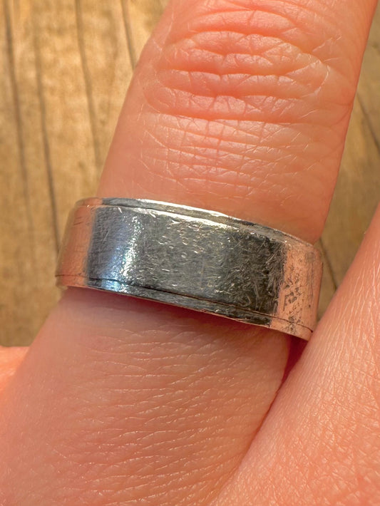 Vintage Handmade Band 925 Sterling Silver Size R Ring