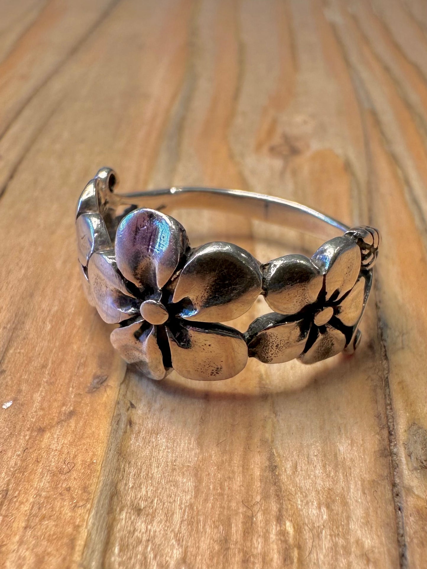 Vintage Three Flower 925 Sterling Silver Size Q Ring