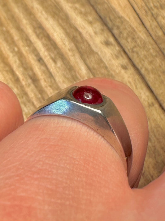 Red Stone Signet 835 Silver Size O Ring