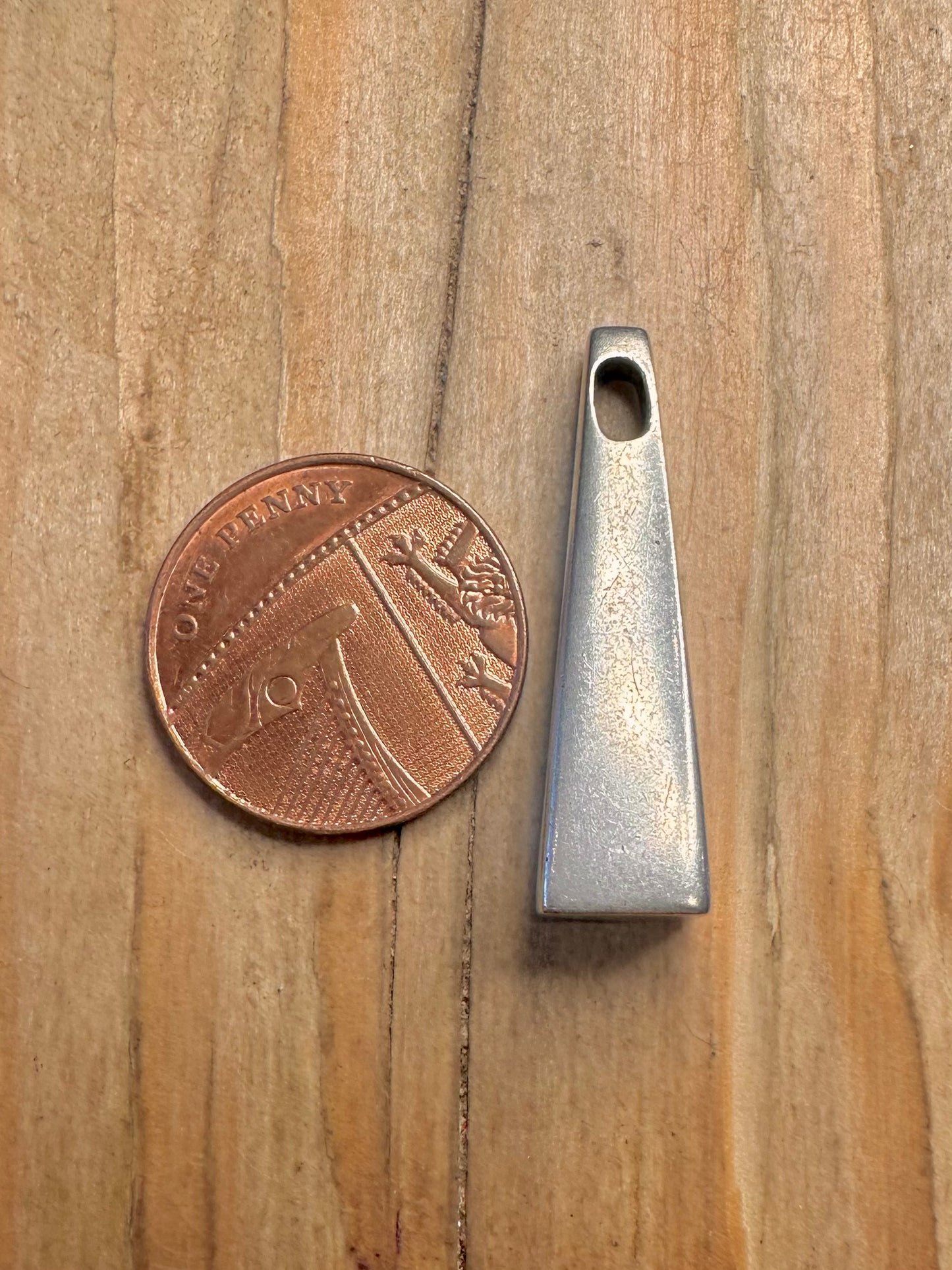 Moderner abstrakter Bar-Anhänger aus 925er Sterlingsilber