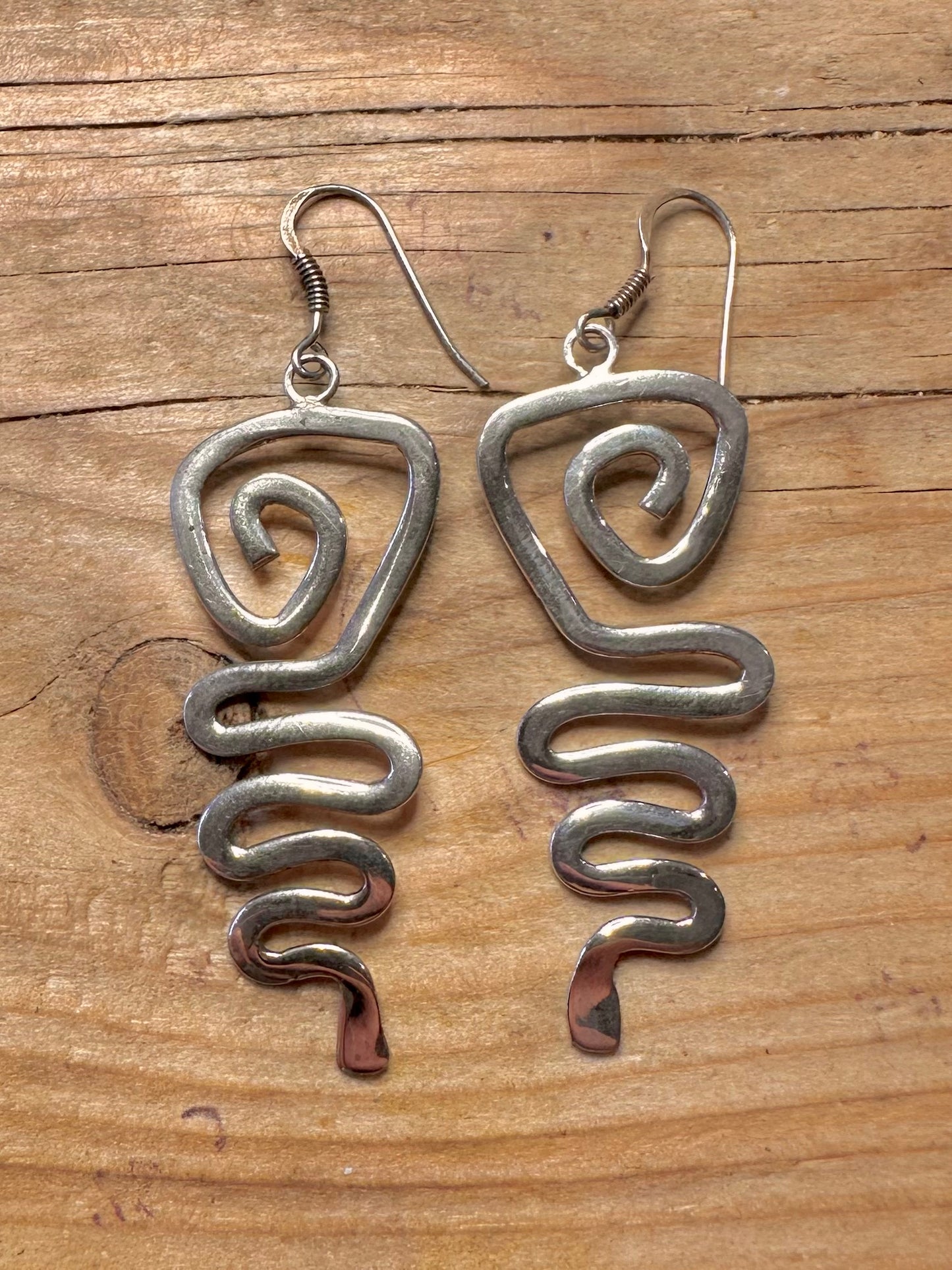 Vintage Wavy Swirl 925 Sterling Silver Earrings