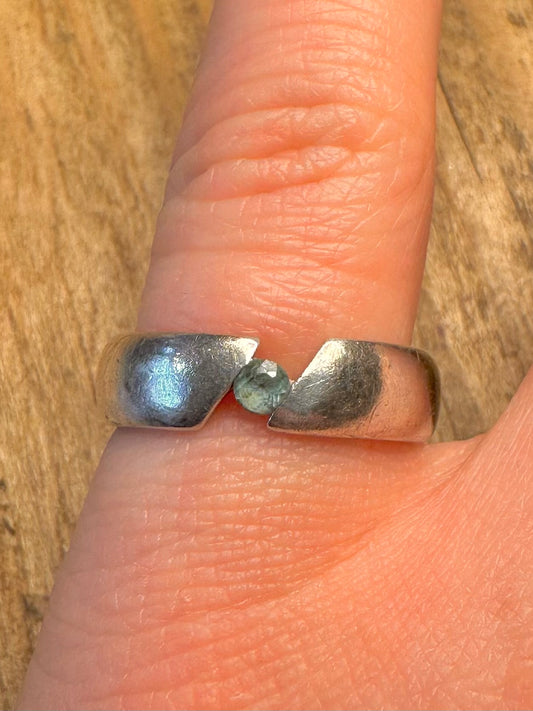 Blue Stone Rounded Band 925 Sterling Silver Size M1/2 Ring