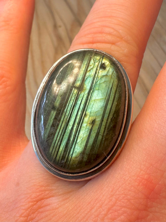 Vintage Labradorite Oval 925 Silver Size Q1/2 Ring