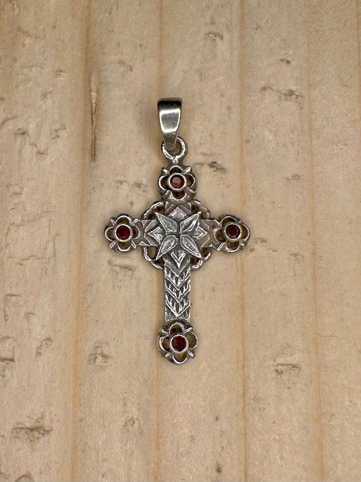 Floral Cross Garnet 925 Sterling Silver Pendant