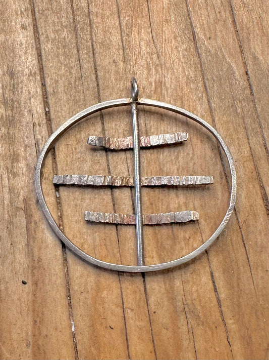 Moderner handgefertigter, texturierter Kreis-Anhänger aus 925 Sterling Silber