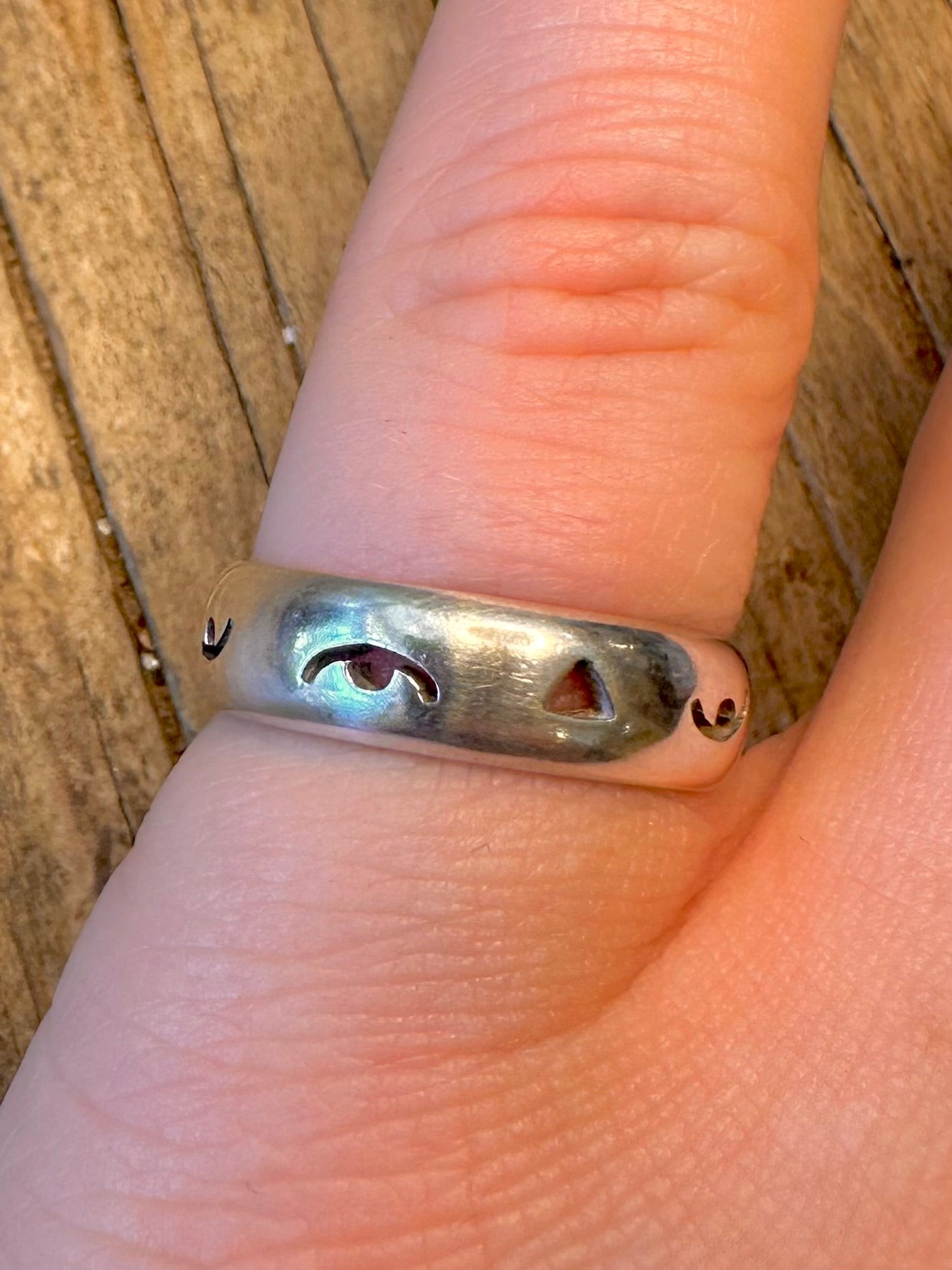 Band Cut Out Eyes and Triangle 925 Sterling Silver Size O Ring