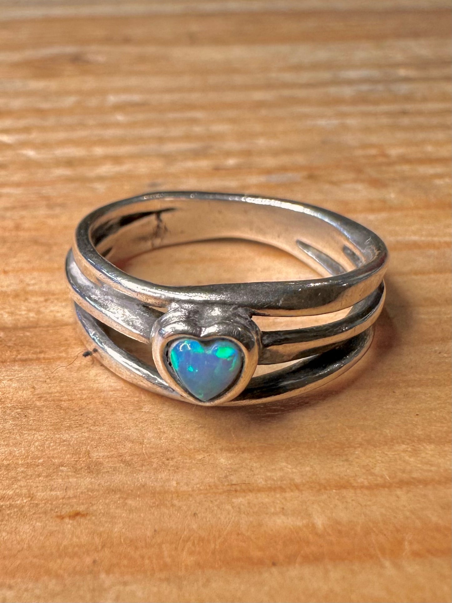 Vintage Heart Opal Three 925 Sterling Silver Size P Ring