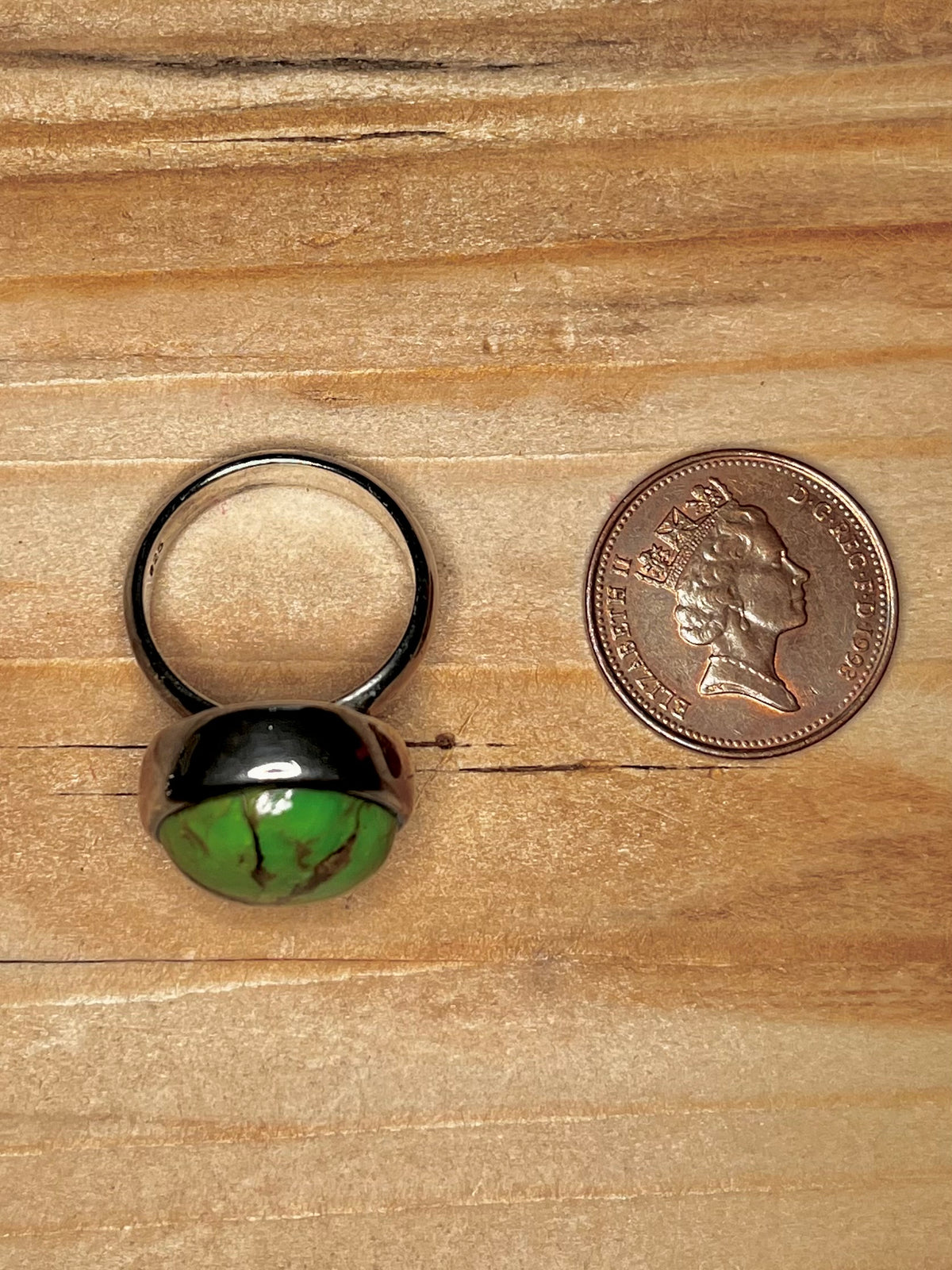 Circular Green Copper Turqoise 925 Sterling Silver Size N Ring