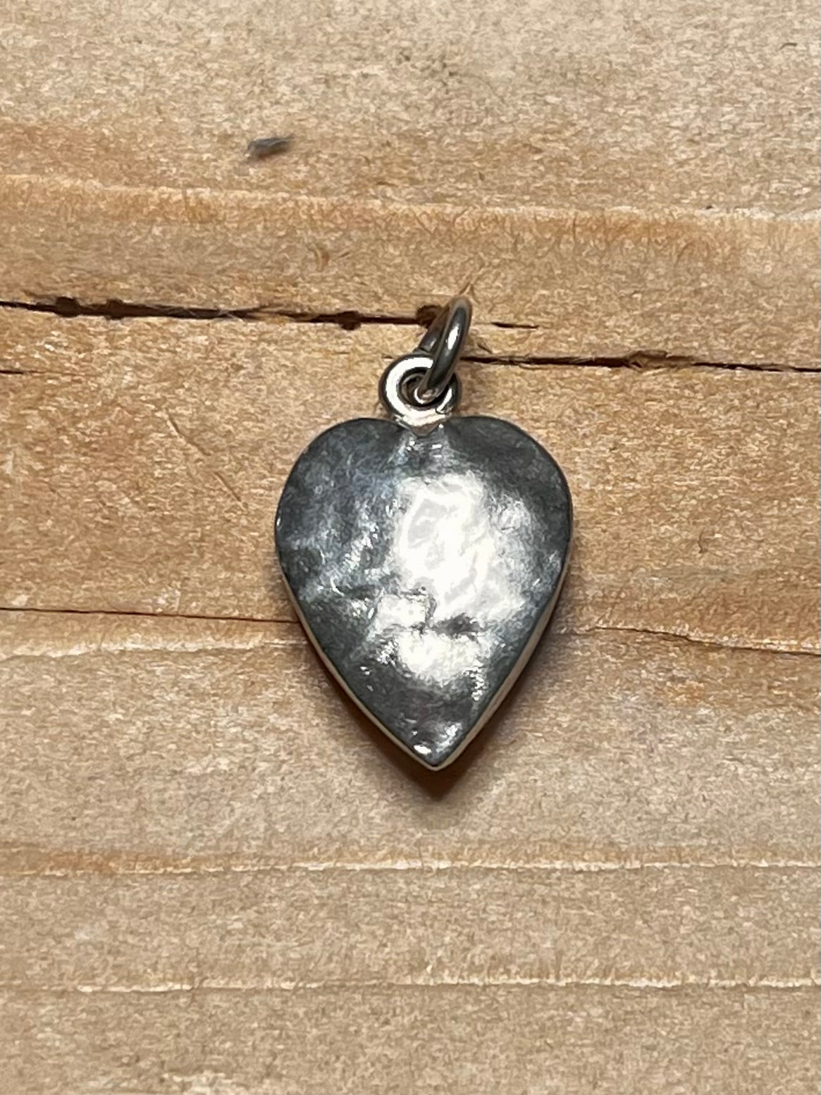 Hammered Heart 1999 Maker WT London 925 Sterling Silver Pendant