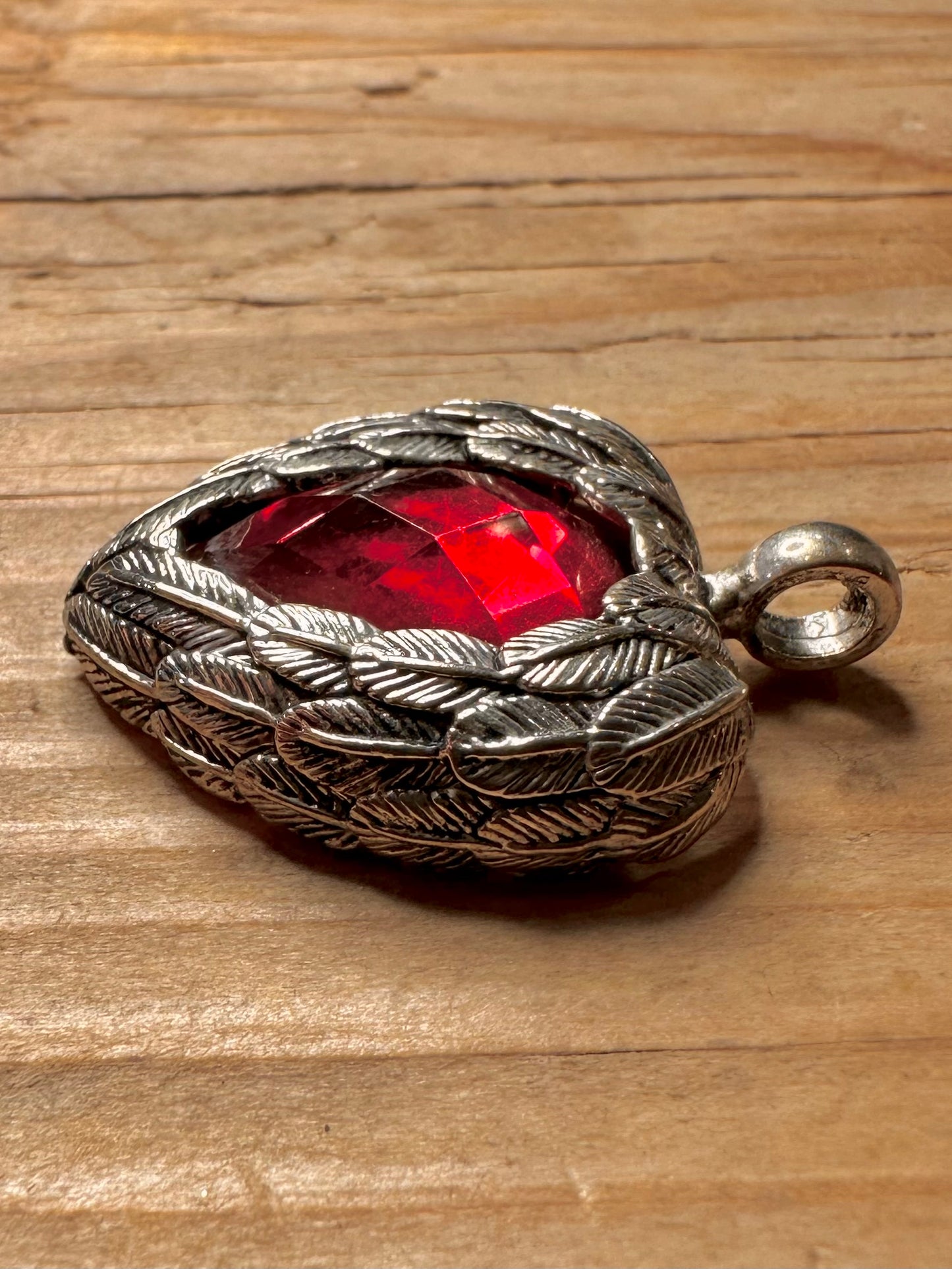 Vintage Thomas Sabo Style Feather Heart Red Stone 925 Sterling Silver Pendant