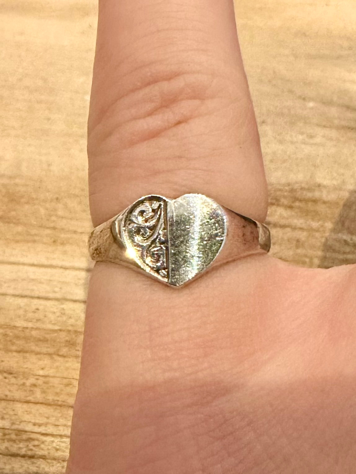 Vintage 1984 Heart Signet 925 Silver Size K Ring