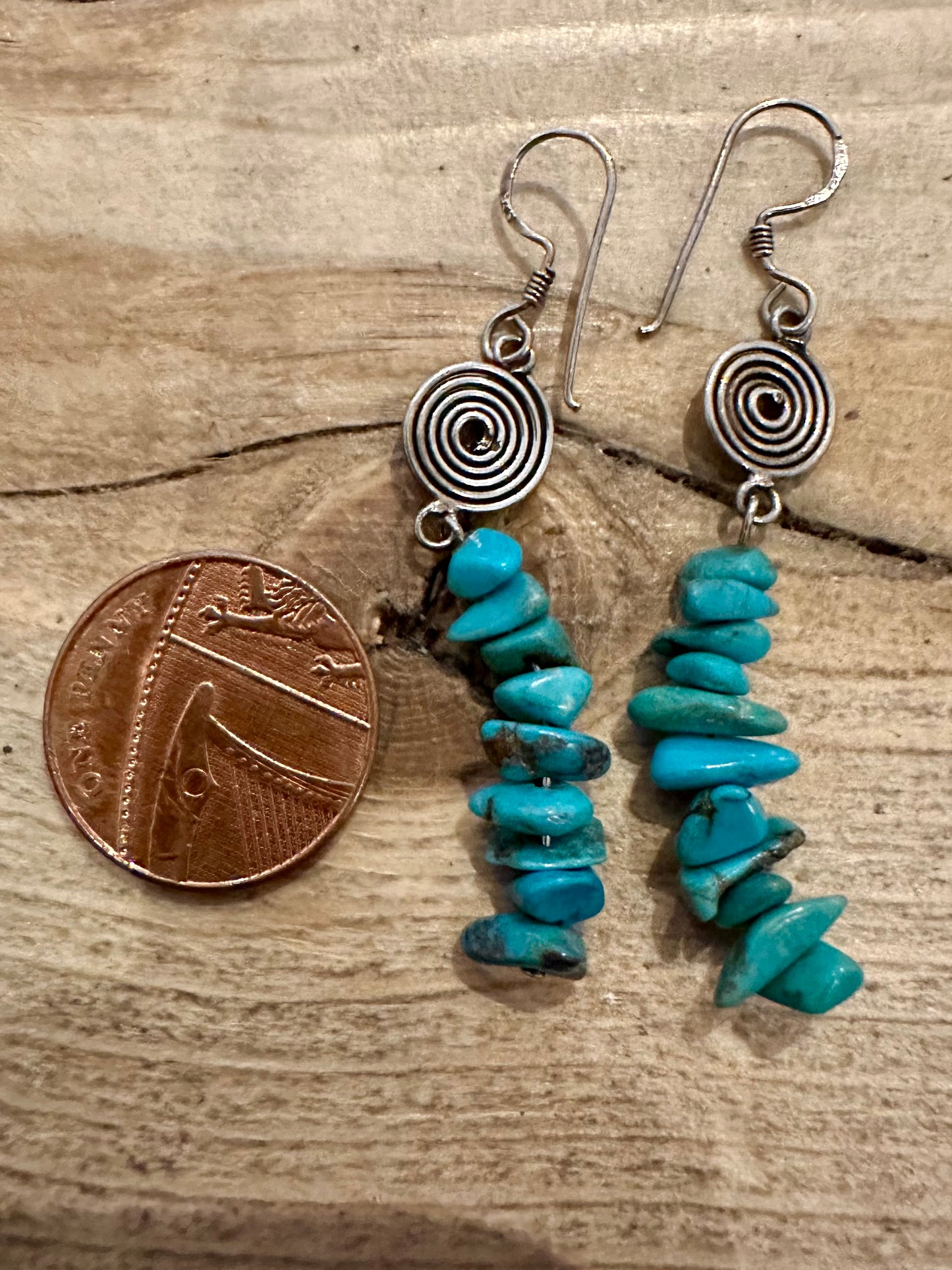 Vintage Swirl Turquoise Chip 925 Silver Earrings