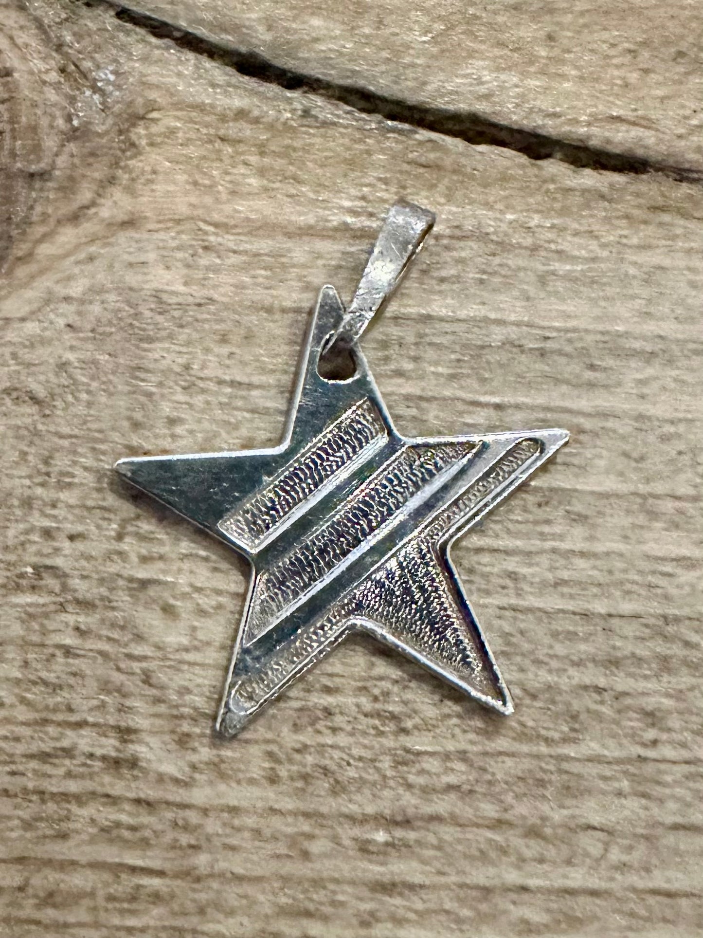 Vintage Textured Star 925 Silver Pendant