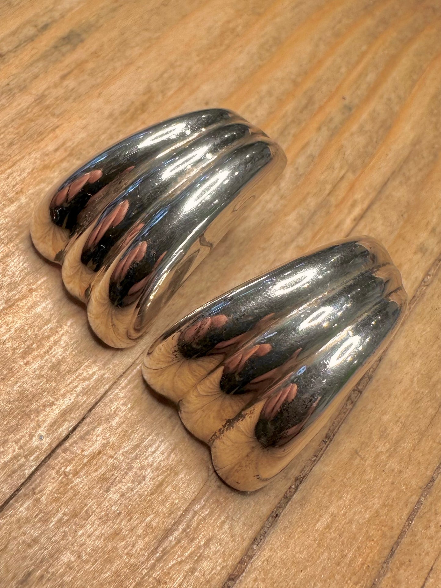 Modernist Puff Scalloped 925 Sterling Silver Earrings