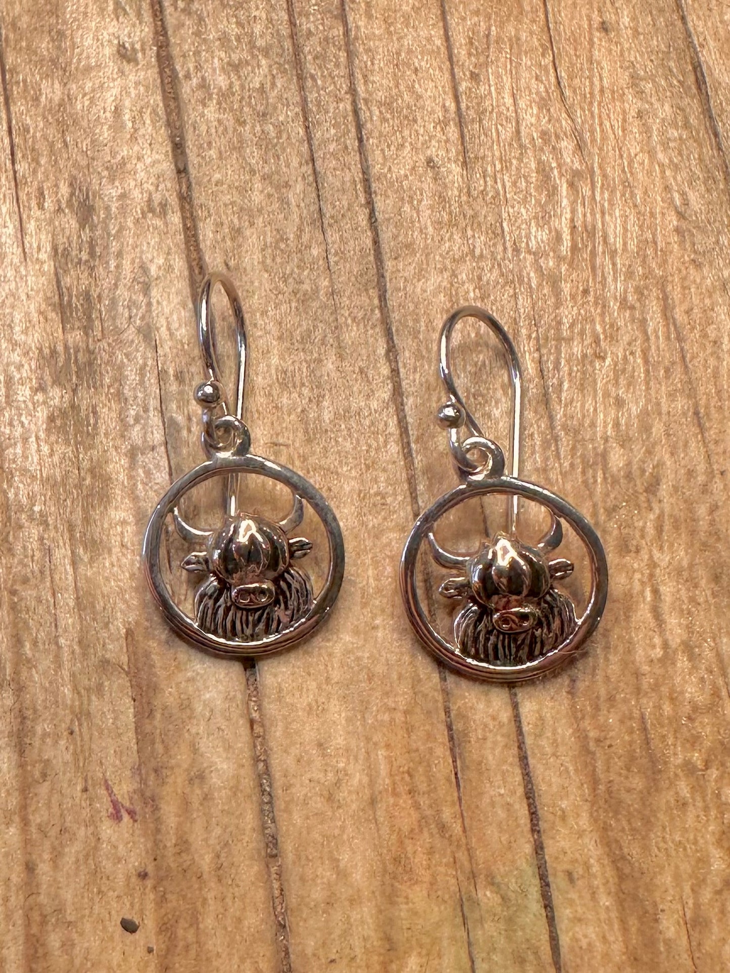 Ohrringe aus 925er Sterlingsilber mit Roségold-Plattierung, Vintage Highland Cow Motiv