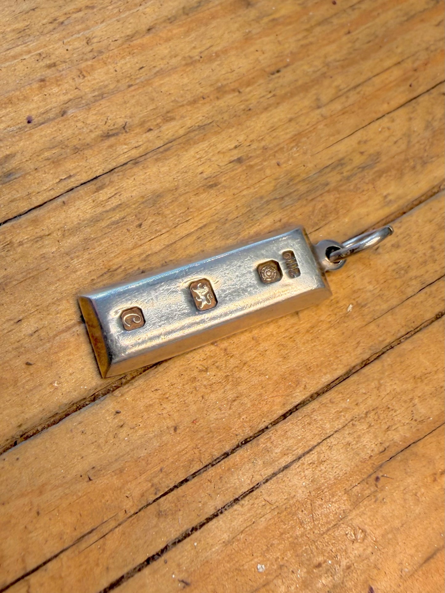 Ingot 1977 Maker GMC Sheffield 925 Sterling Silver Pendant
