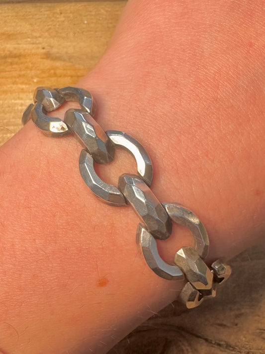 Abstract Oval Hammered Link 925 Silver 7 inch Bracelet