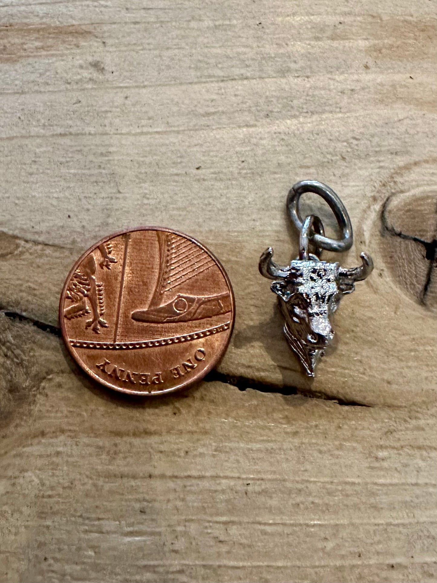 Vintage Bull Head 925 Silver Charm Pendant