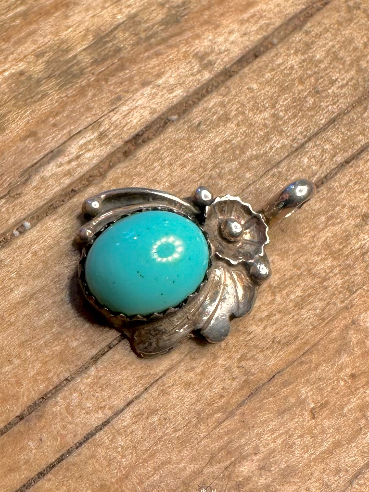 Vintage Navajo Polished Turquoise Floral 925 Sterling Silver Pendant